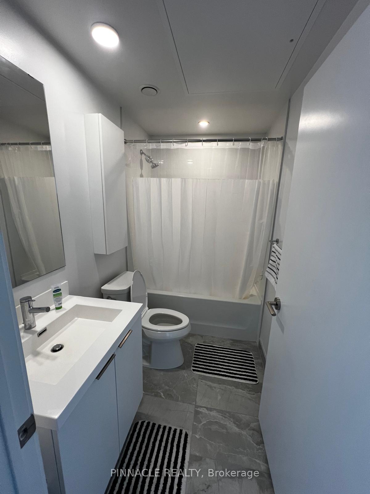 Photo 7 of Unit 08, 50 O'Neill Rd, North York, Banbury-Don Mills — HOMEH