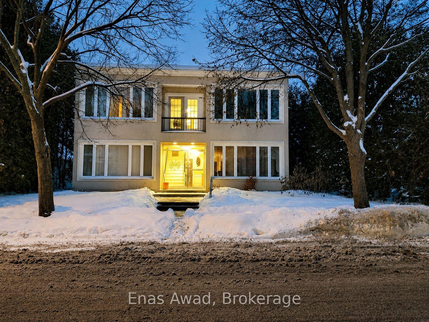 Photo 2 of Unit 9, 111 Crichton Street, Ottawa, New Edinburgh — HOMEH