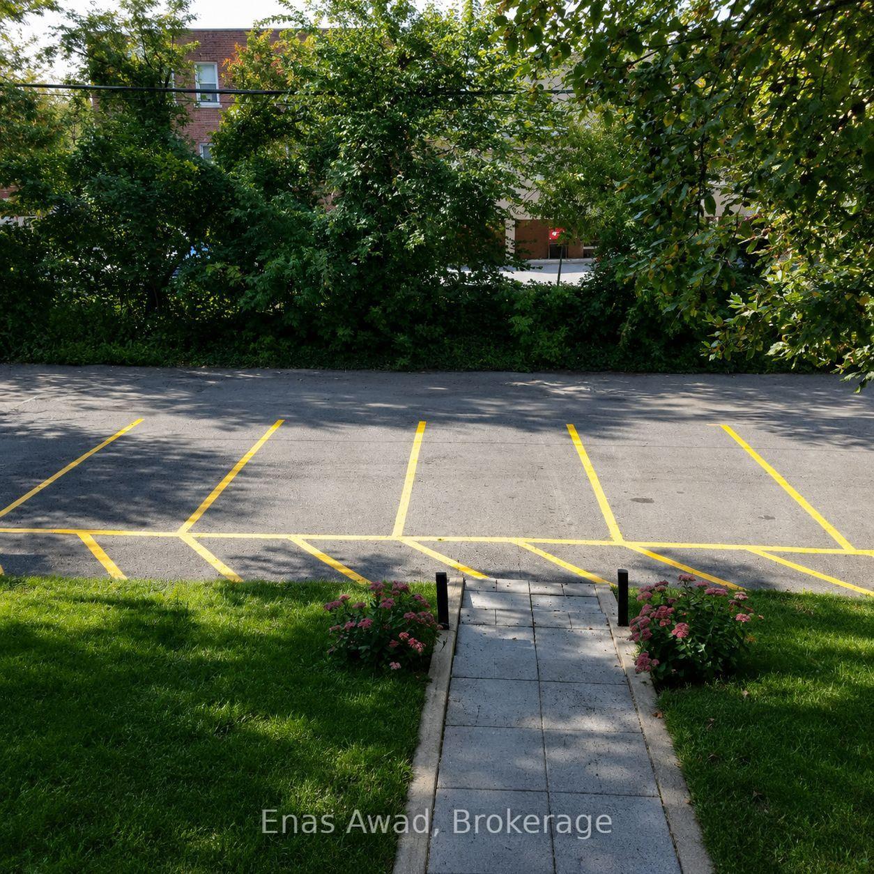 Photo 11 of Unit 9, 111 Crichton Street, Ottawa, New Edinburgh — HOMEH