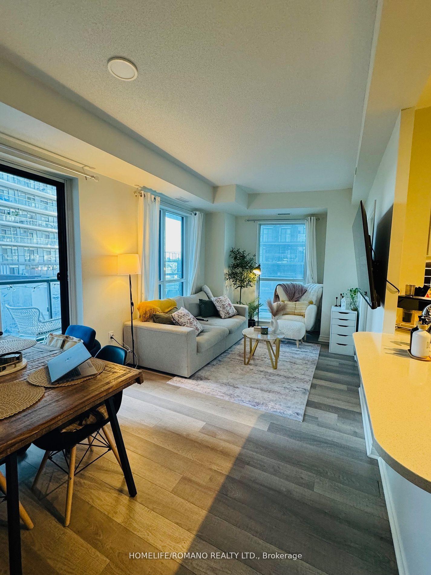 Photo 1 of Unit 605, 39 Annie Craig Drive, Etobicoke, Mimico — HOMEH