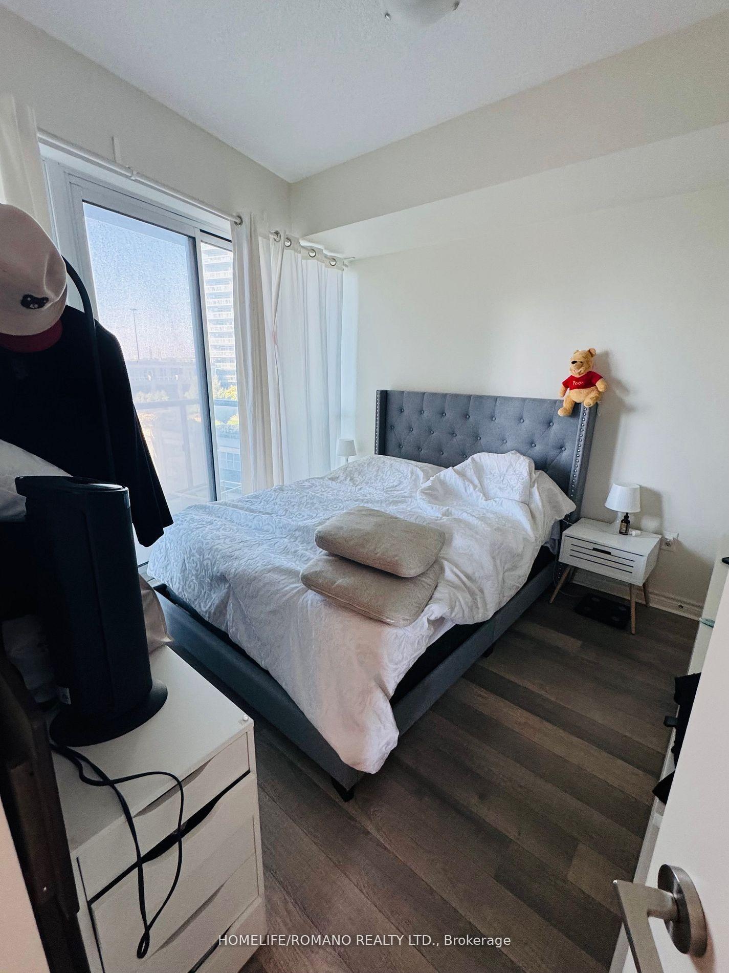 Photo 8 of Unit 605, 39 Annie Craig Drive, Etobicoke, Mimico — HOMEH