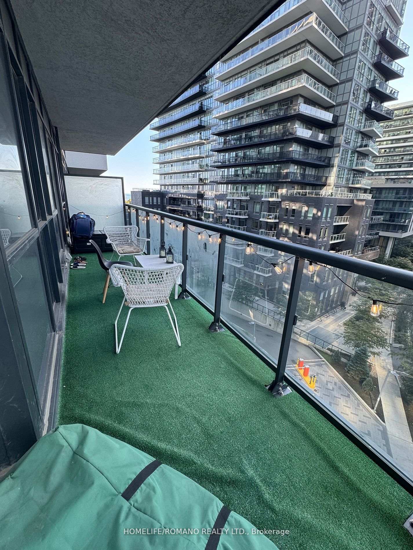 Photo 10 of Unit 605, 39 Annie Craig Drive, Etobicoke, Mimico — HOMEH