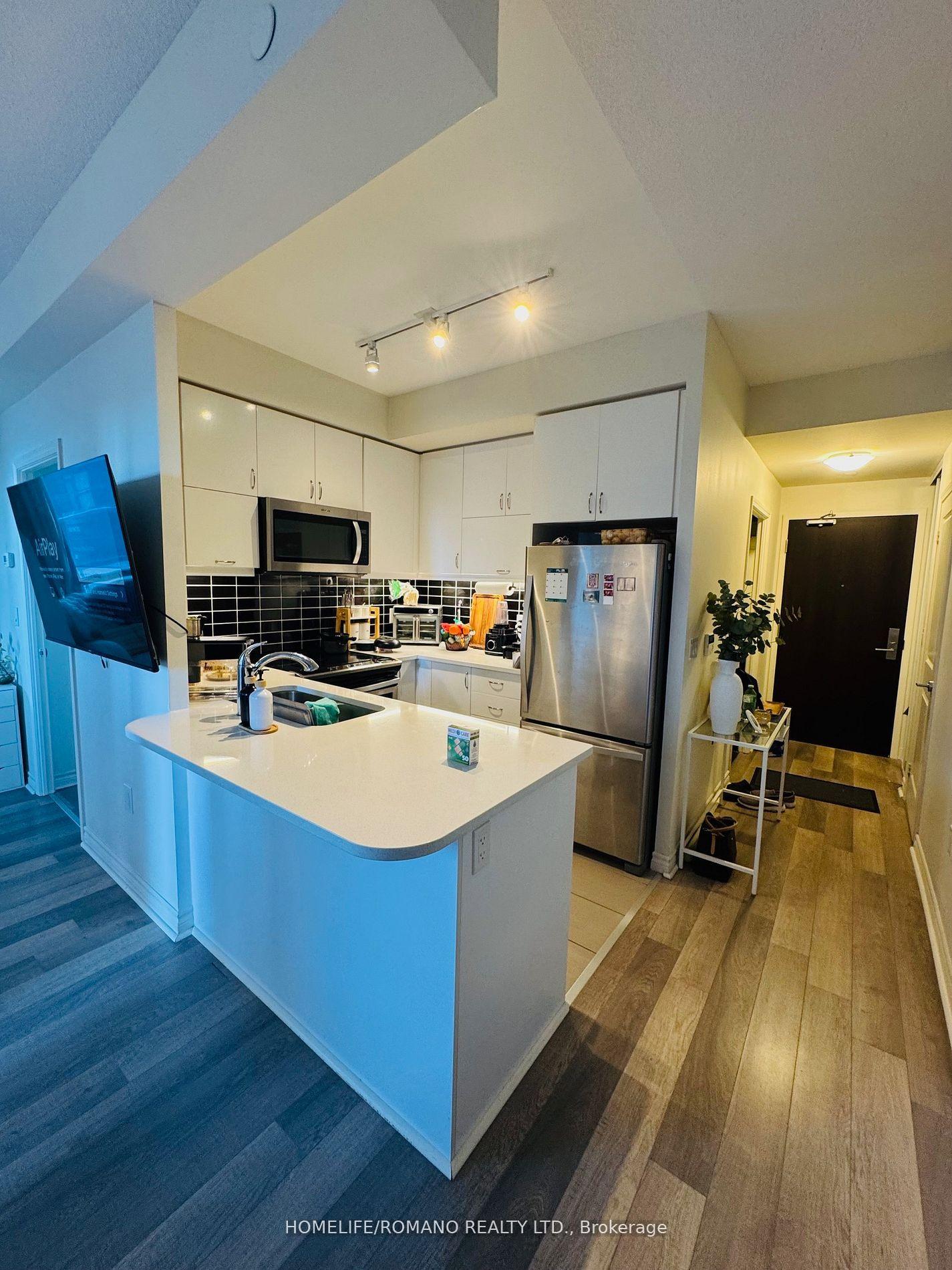 Photo 18 of Unit 605, 39 Annie Craig Drive, Etobicoke, Mimico — HOMEH