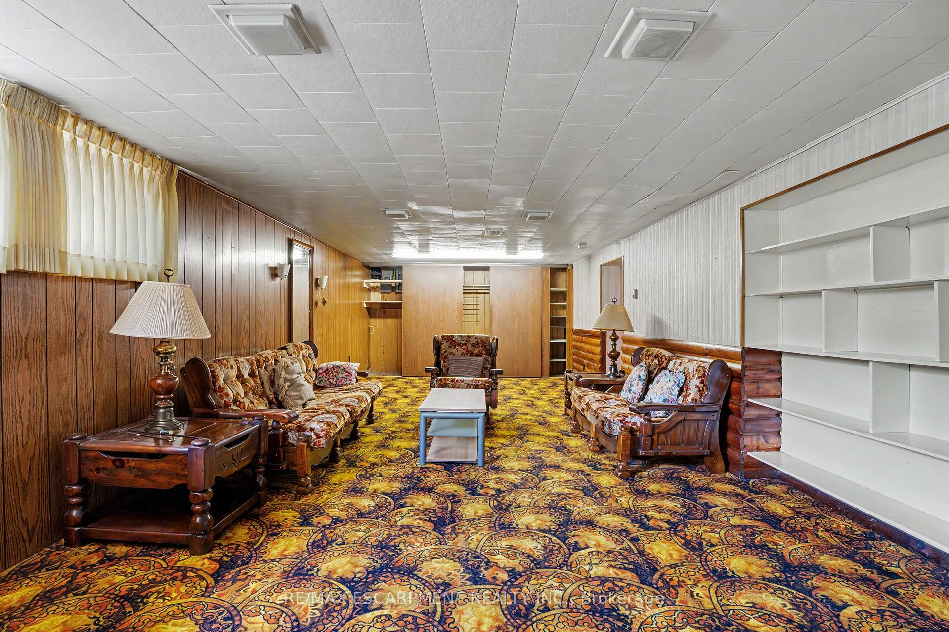Photo 25 of 11 Marshall Avenue, Hamilton, Huntington — HOMEH
