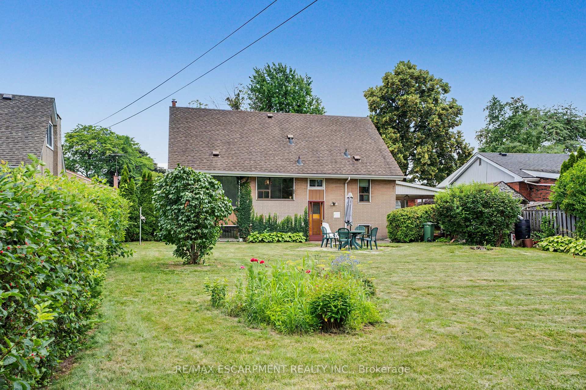 Photo 31 of 11 Marshall Avenue, Hamilton, Huntington — HOMEH