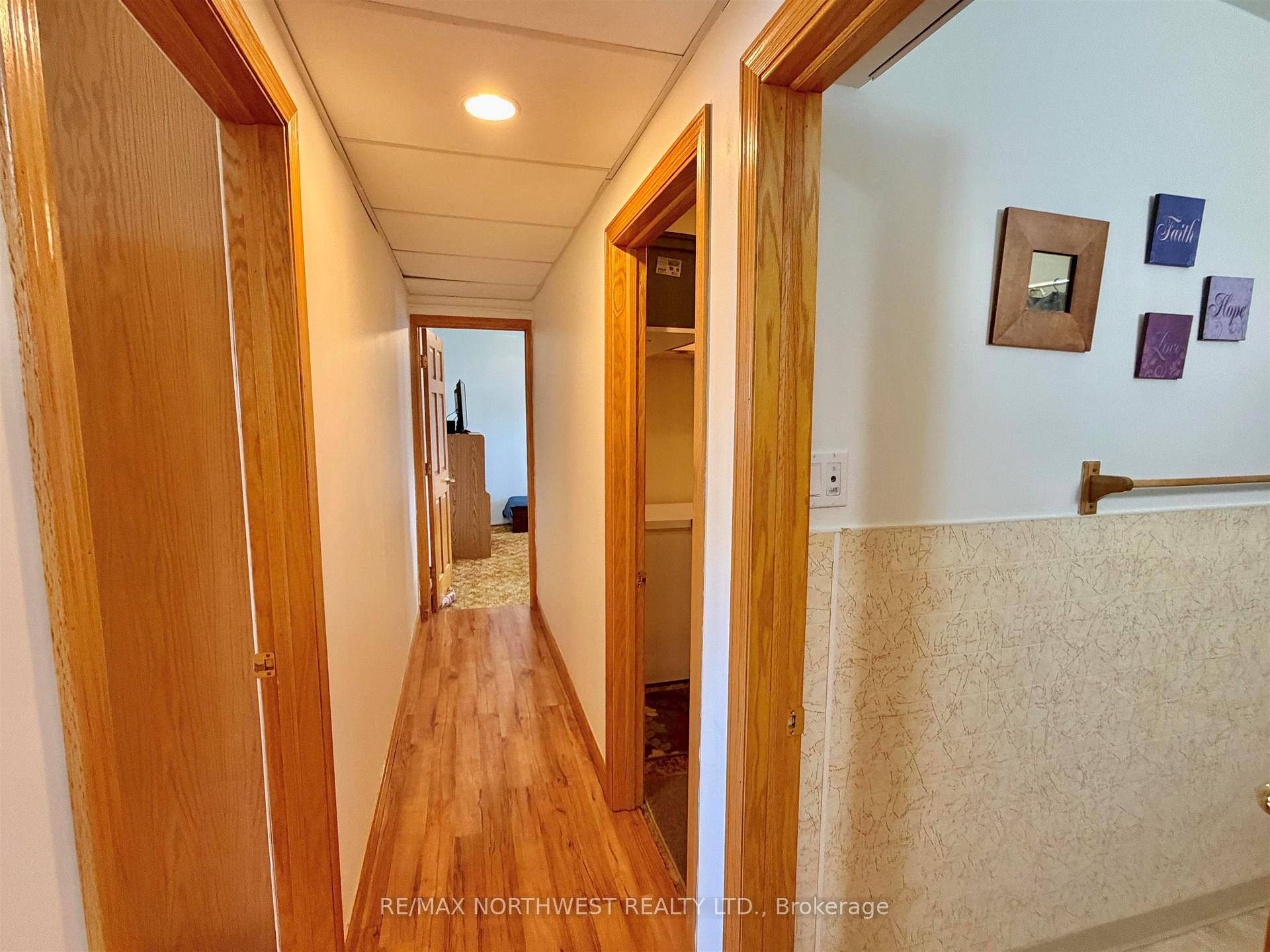 Photo 11 of 817 Second St S, Kenora, Central — HOMEH