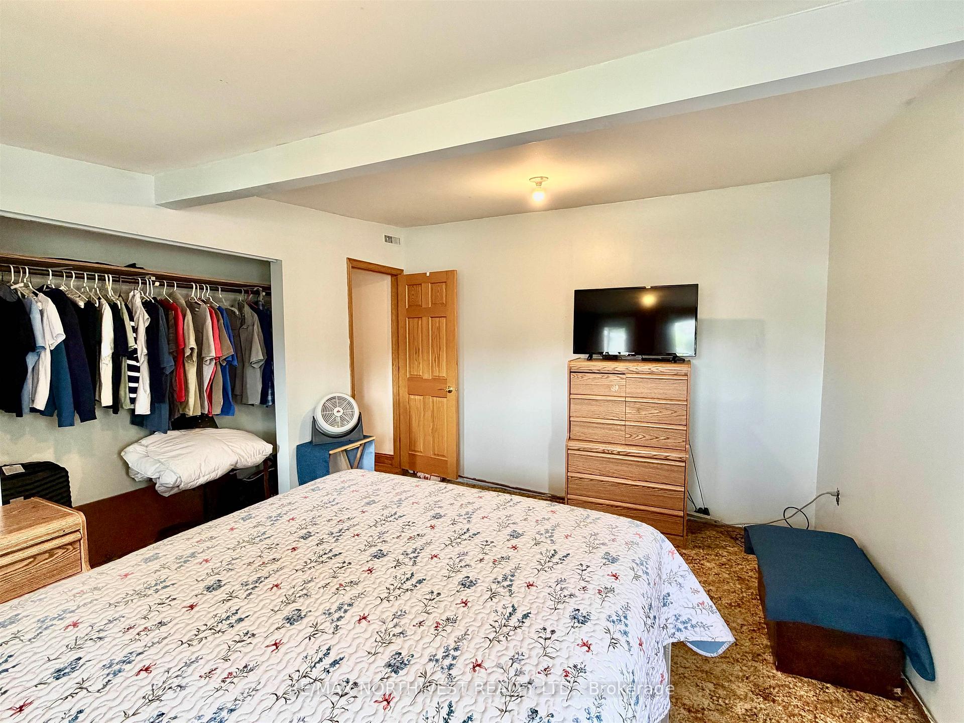 Photo 13 of 817 Second St S, Kenora, Central — HOMEH