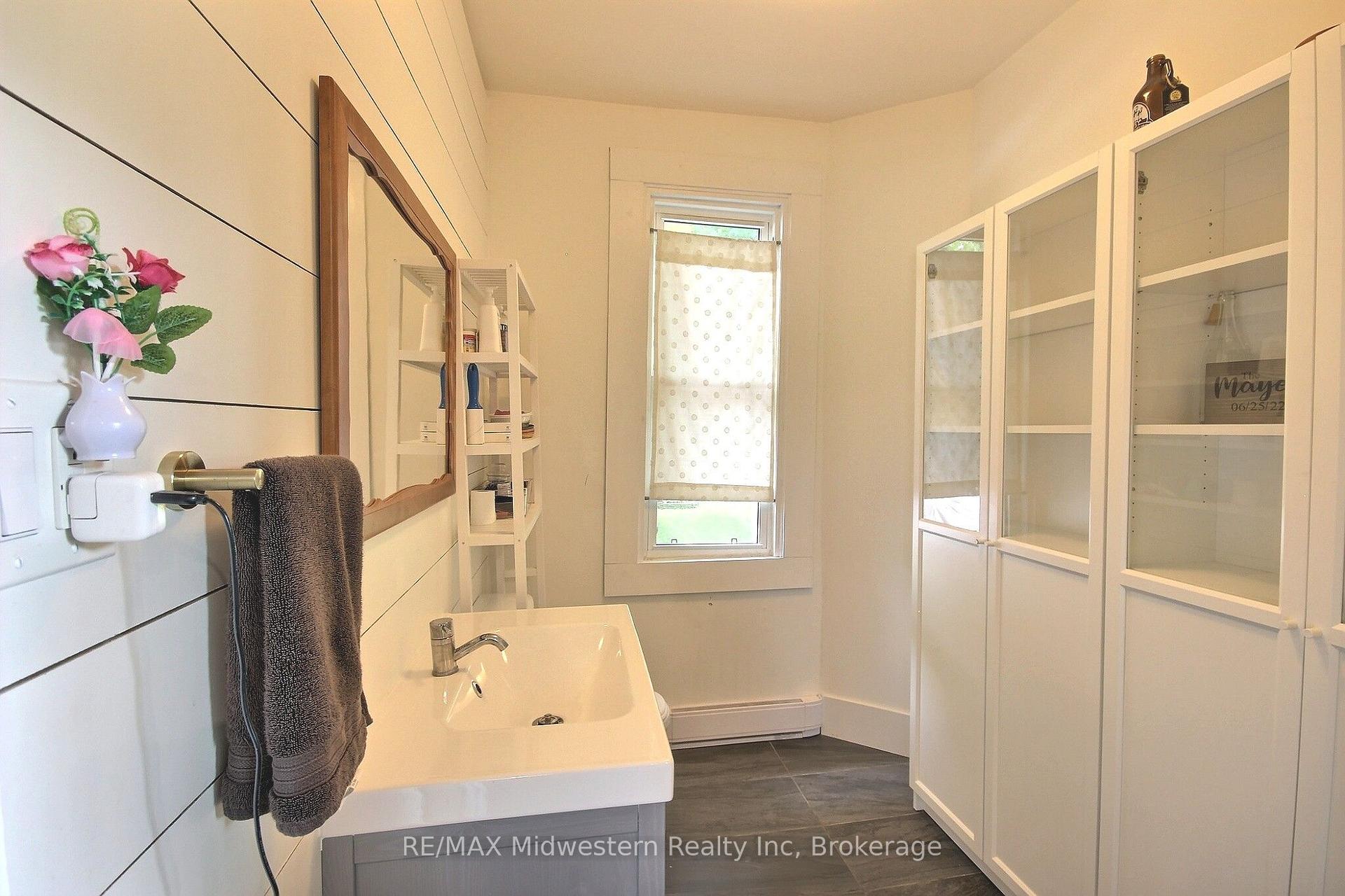 Photo 2 of 206 Union Street E, North Perth, Listowel — HOMEH