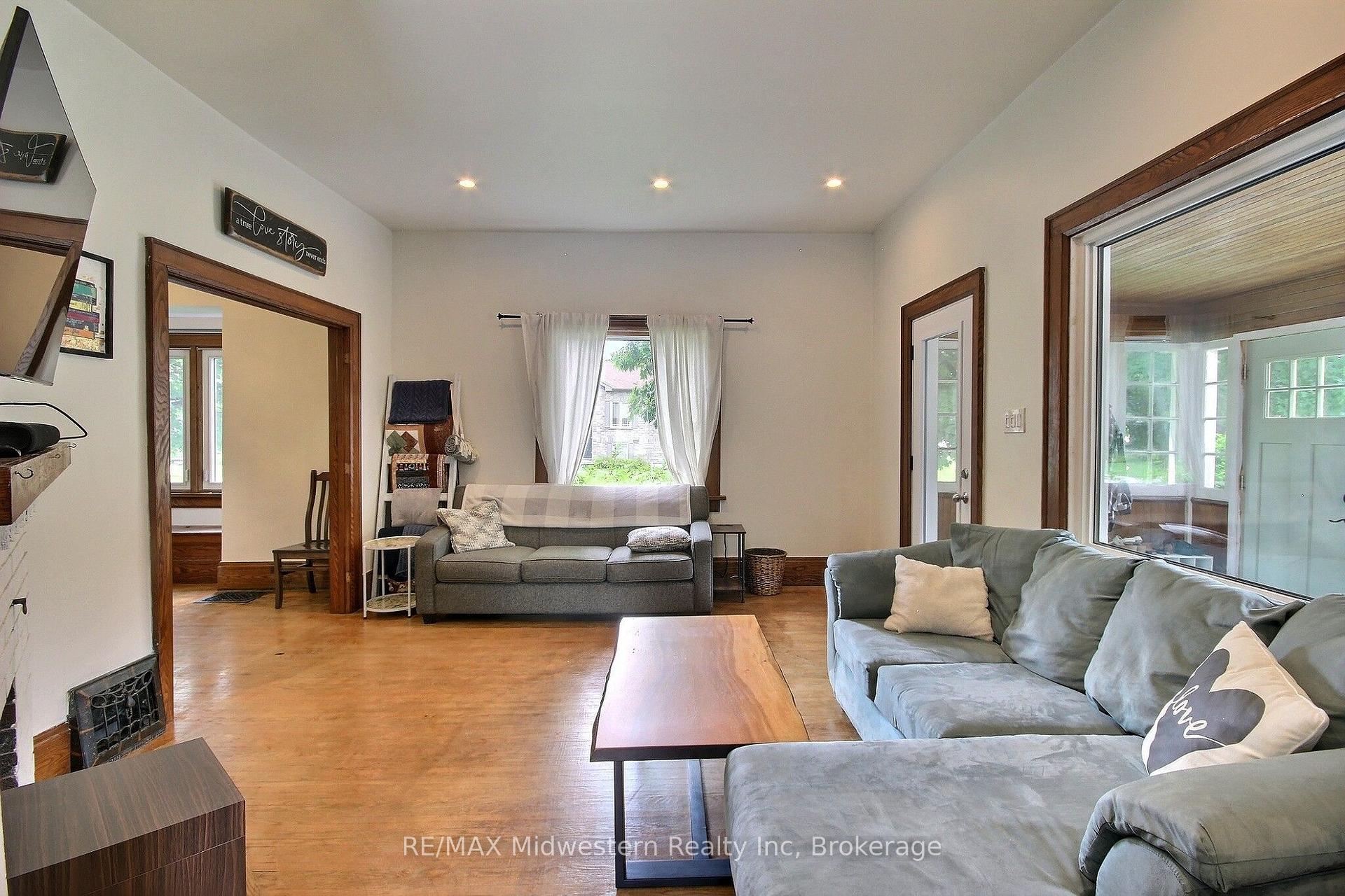 Photo 6 of 206 Union Street E, North Perth, Listowel — HOMEH