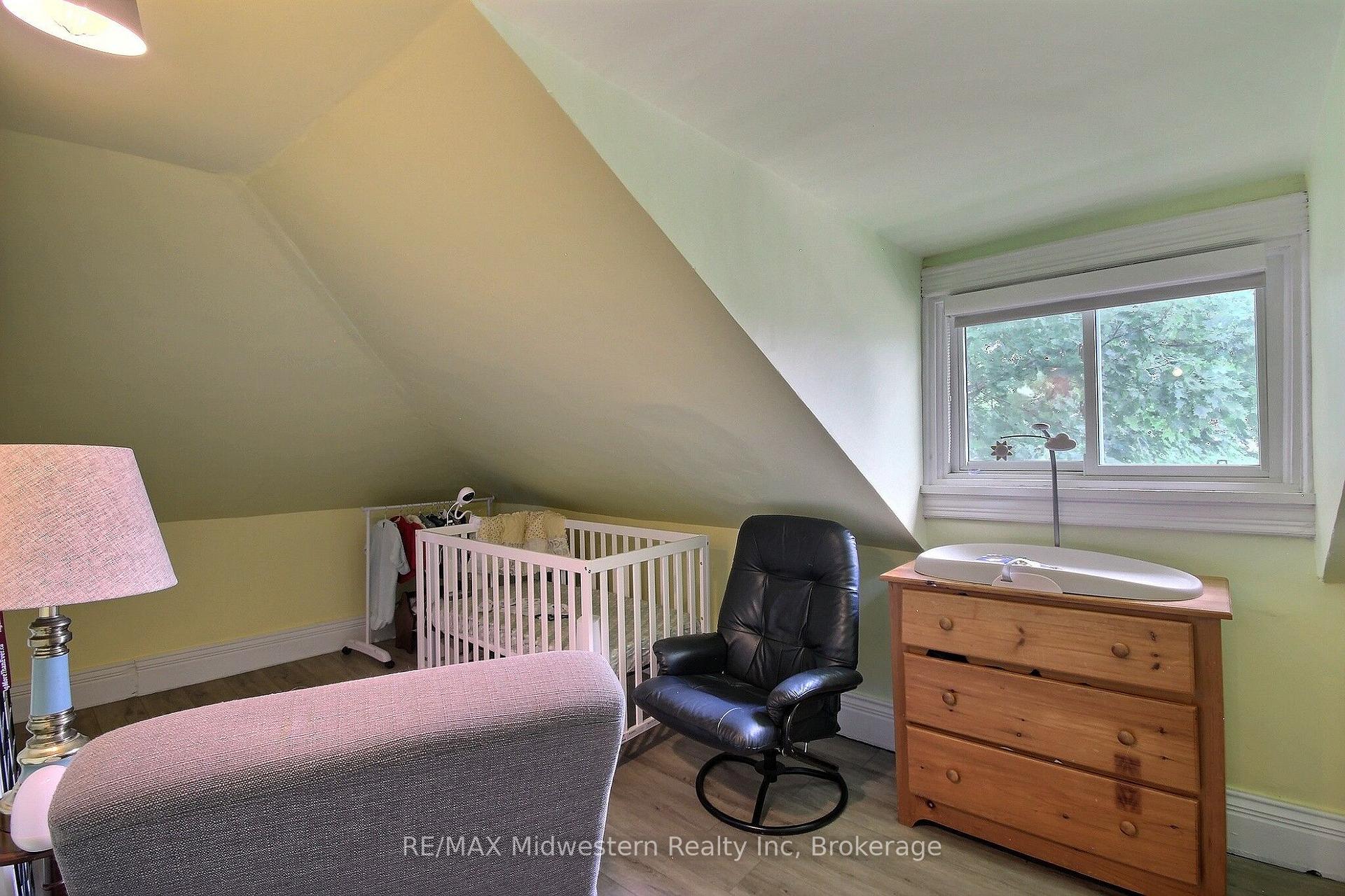 Photo 12 of 206 Union Street E, North Perth, Listowel — HOMEH