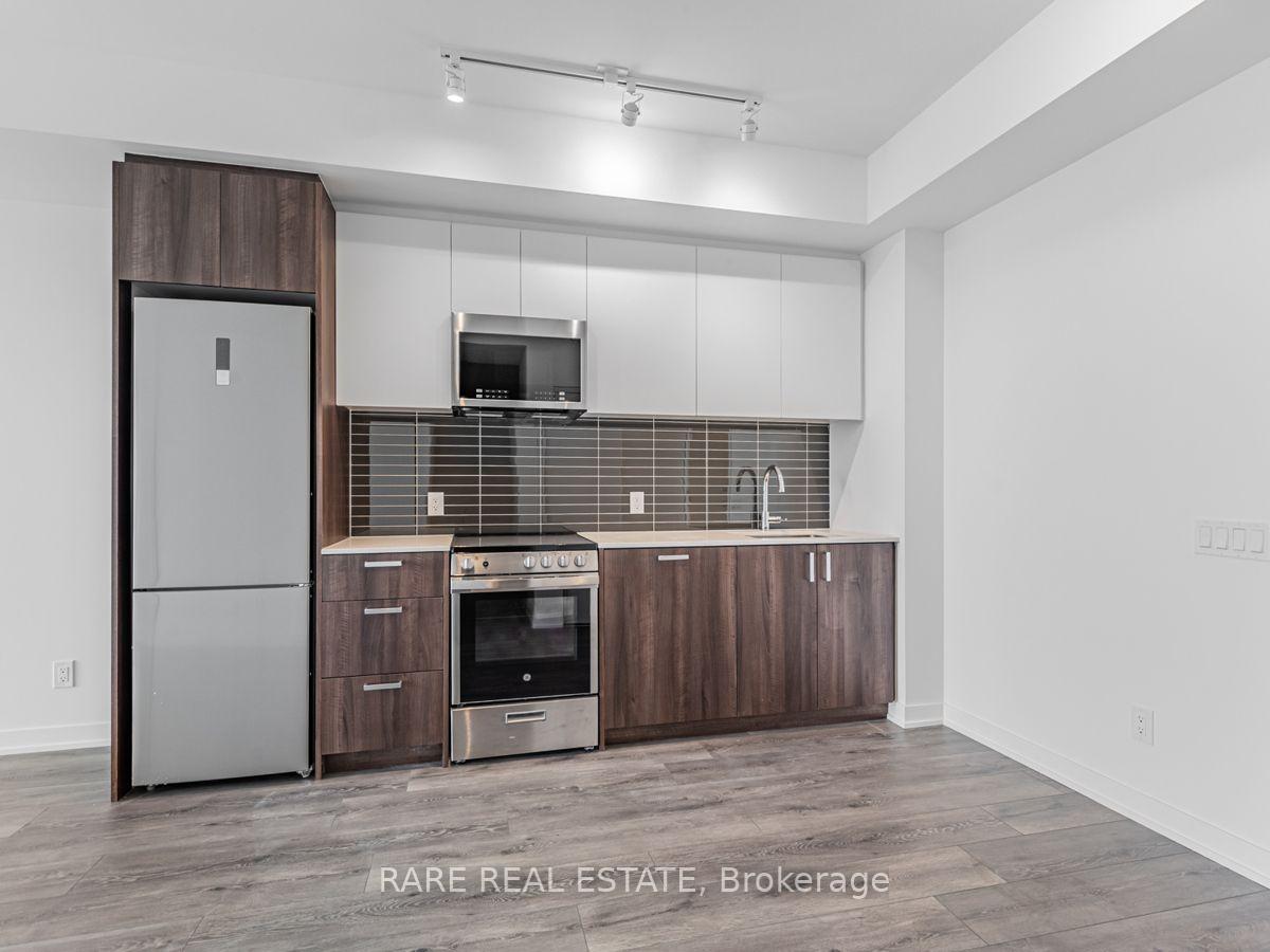 Photo 7 of Unit 815, 1787 St Clair Avenue W, Toronto, Weston-Pellam Park — HOMEH