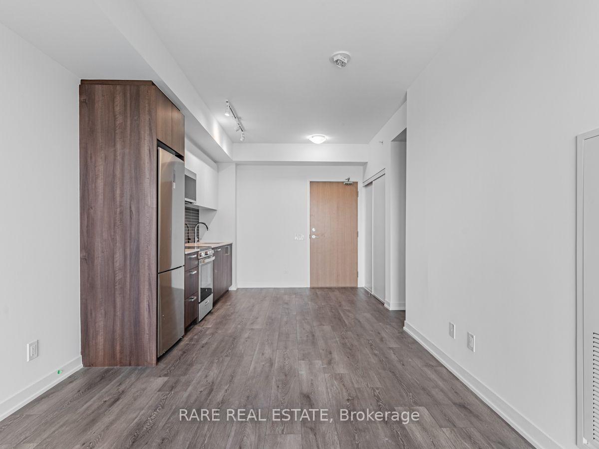 Photo 11 of Unit 815, 1787 St Clair Avenue W, Toronto, Weston-Pellam Park — HOMEH