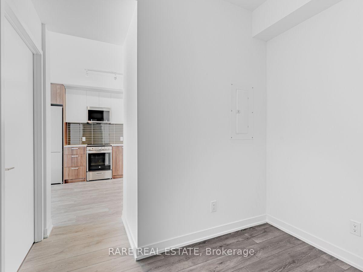 Photo 15 of Unit 815, 1787 St Clair Avenue W, Toronto, Weston-Pellam Park — HOMEH