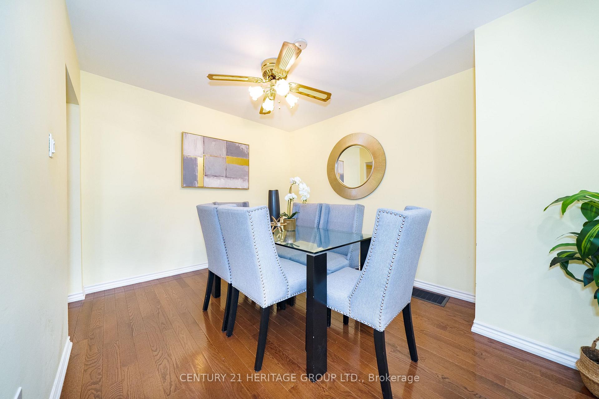 Photo 15 of 33 Elise Terrace, North York, Newtonbrook West — HOMEH