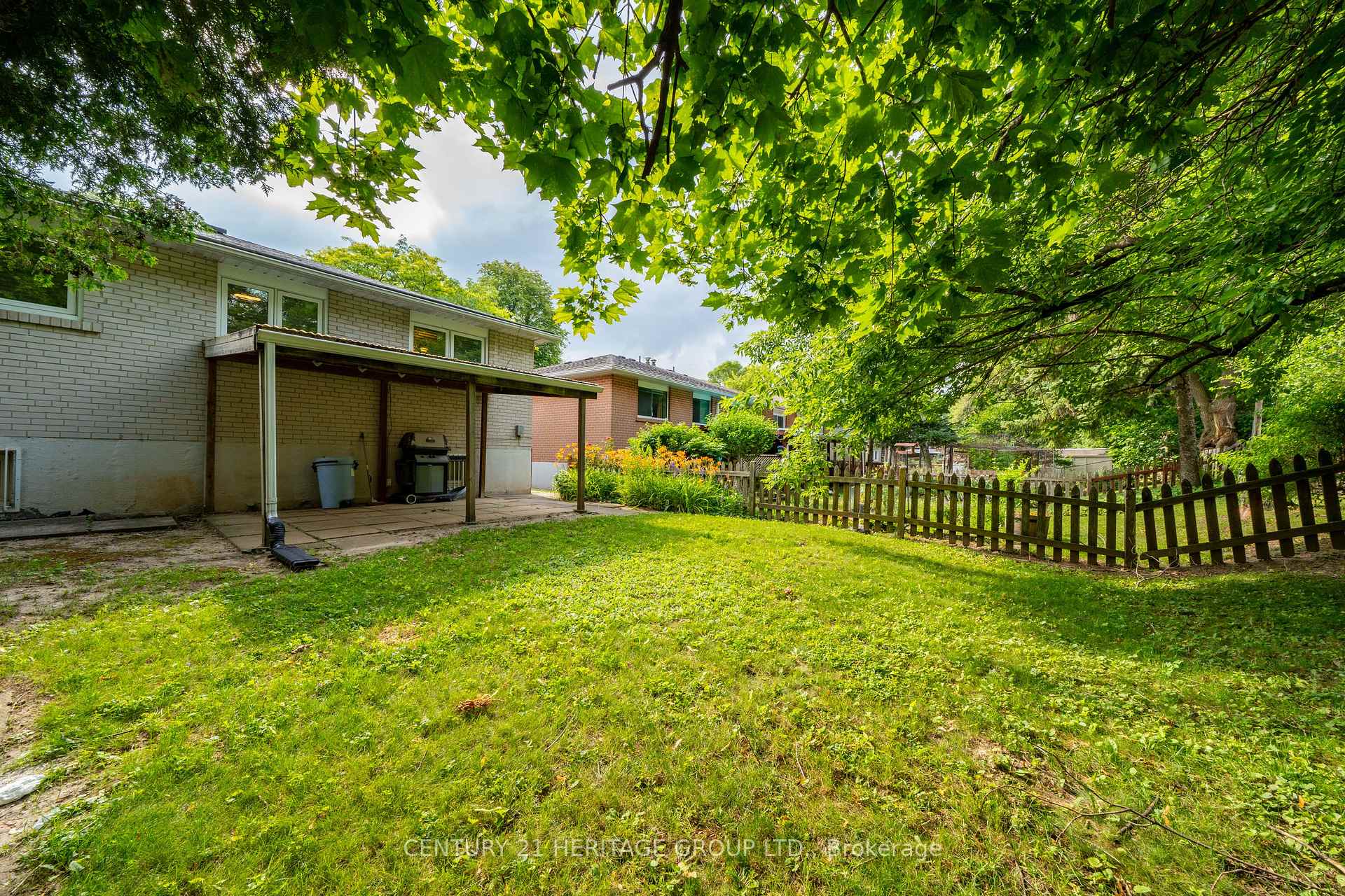 Photo 49 of 33 Elise Terrace, North York, Newtonbrook West — HOMEH