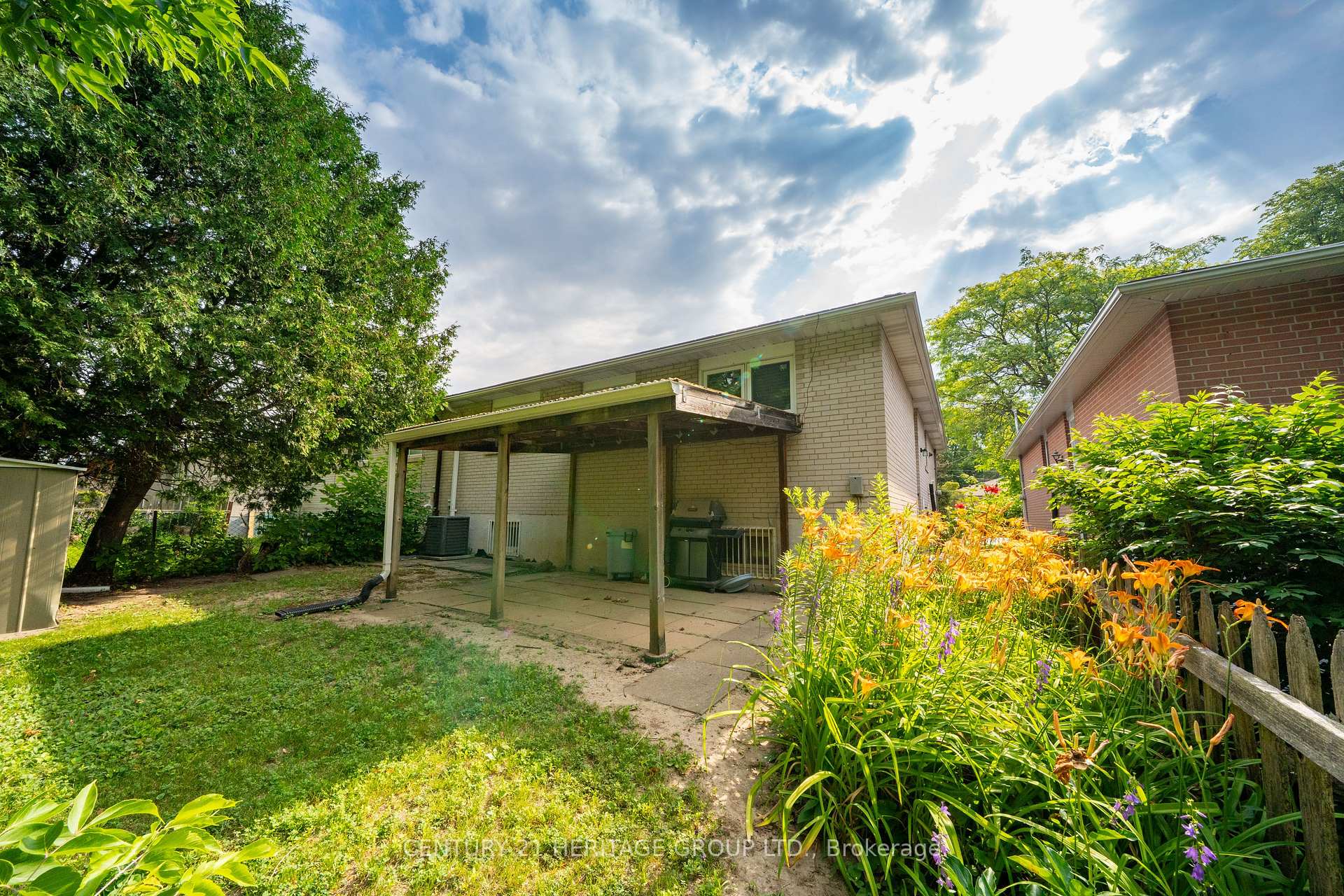 Photo 50 of 33 Elise Terrace, North York, Newtonbrook West — HOMEH