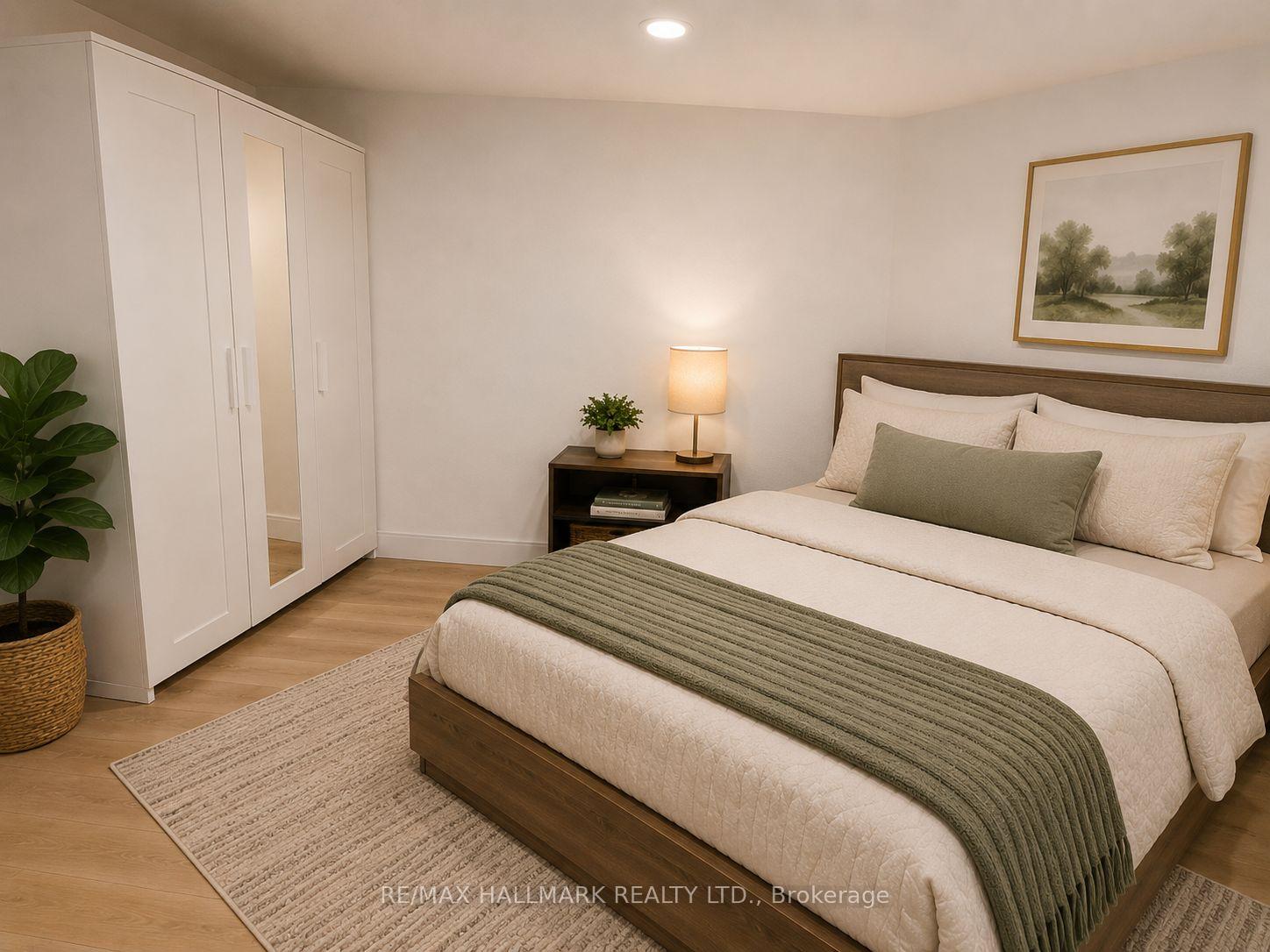 Photo 5 of Unit Lower, 439 Paliser Crescent S, Richmond Hill, Harding — HOMEH