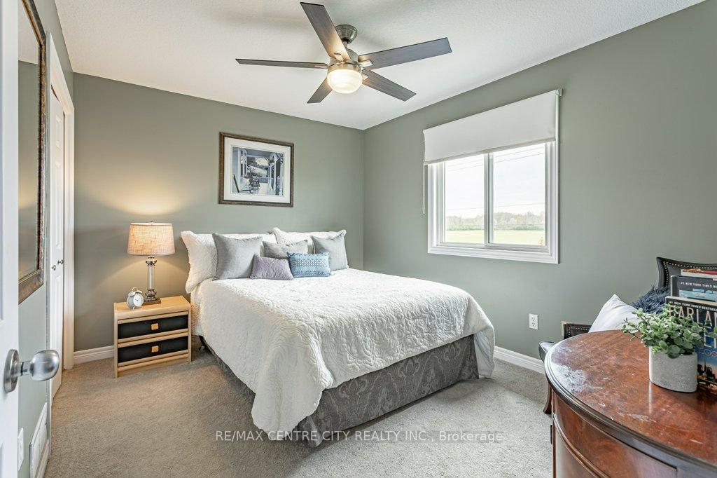 Photo 25 of 45 Riverbank Drive, St. Thomas — HOMEH