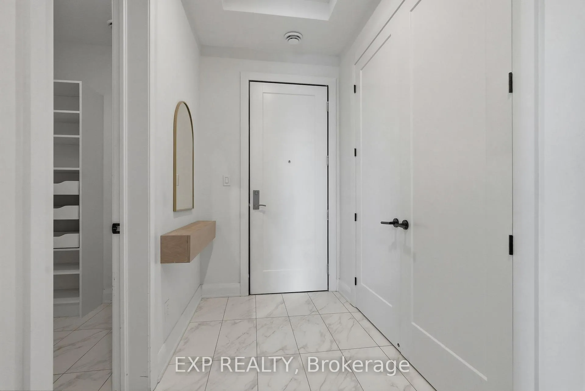 Photo 6 of Unit 301, 100 Cortile Private, Ottawa, Riverside South/Gloucester Glen — HOMEH