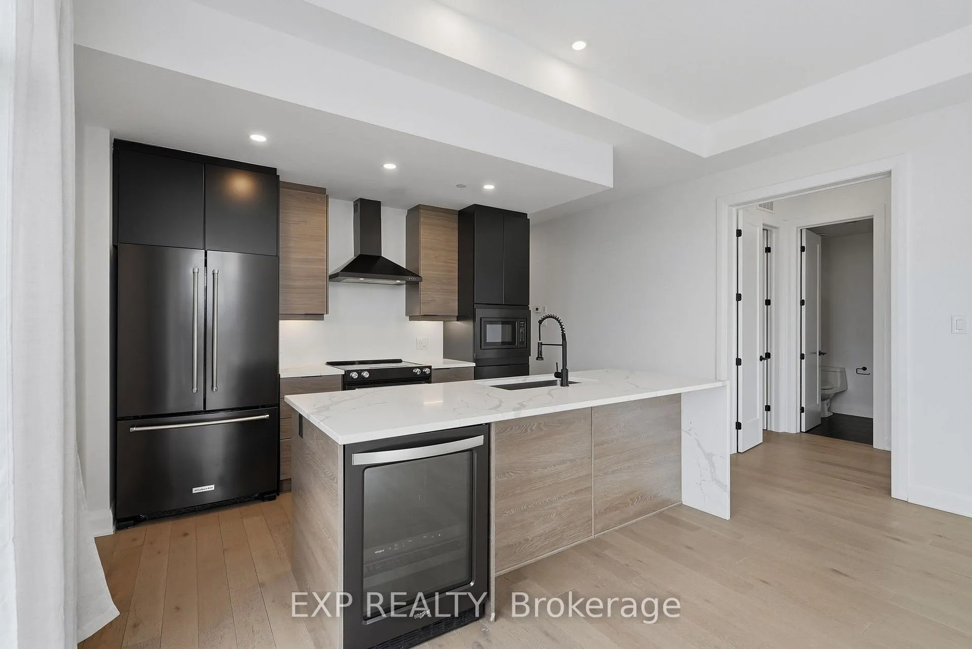 Photo 26 of Unit 301, 100 Cortile Private, Ottawa, Riverside South/Gloucester Glen — HOMEH