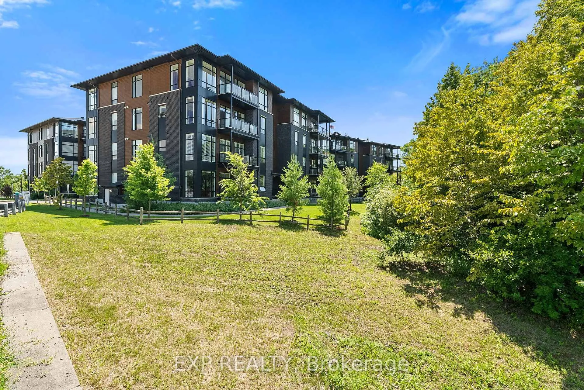Photo 49 of Unit 301, 100 Cortile Private, Ottawa, Riverside South/Gloucester Glen — HOMEH