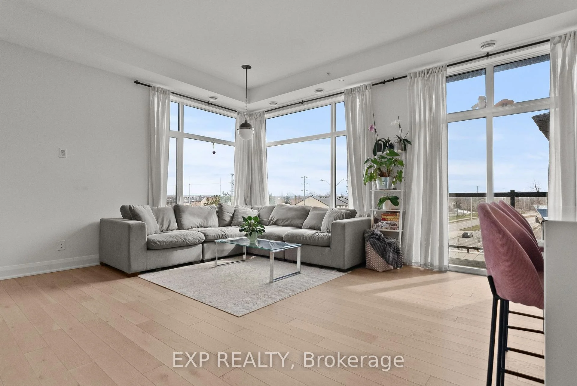 Photo 19 of Unit 301, 100 Cortile Private, Ottawa, Riverside South/Gloucester Glen — HOMEH
