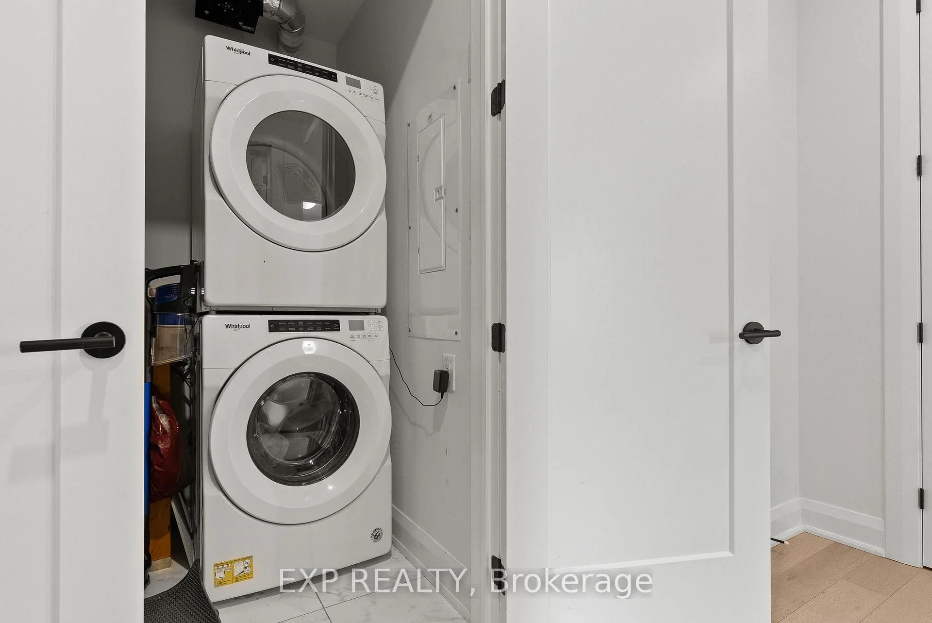 Photo 29 of Unit 301, 100 Cortile Private, Ottawa, Riverside South/Gloucester Glen — HOMEH