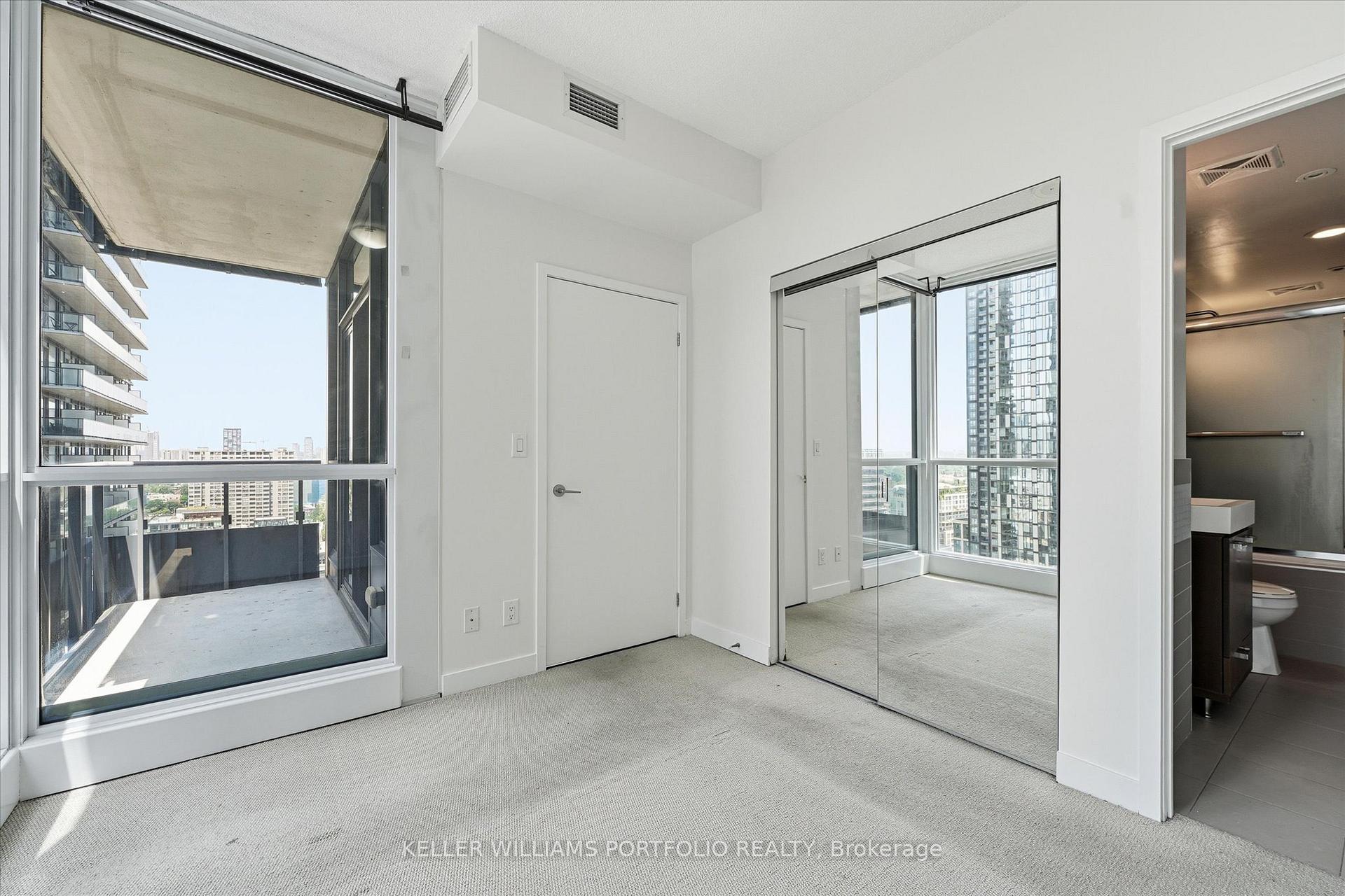 Photo 19 of Unit 2402, 295 Adelaide Street W, Toronto, Waterfront Communities — HOMEH