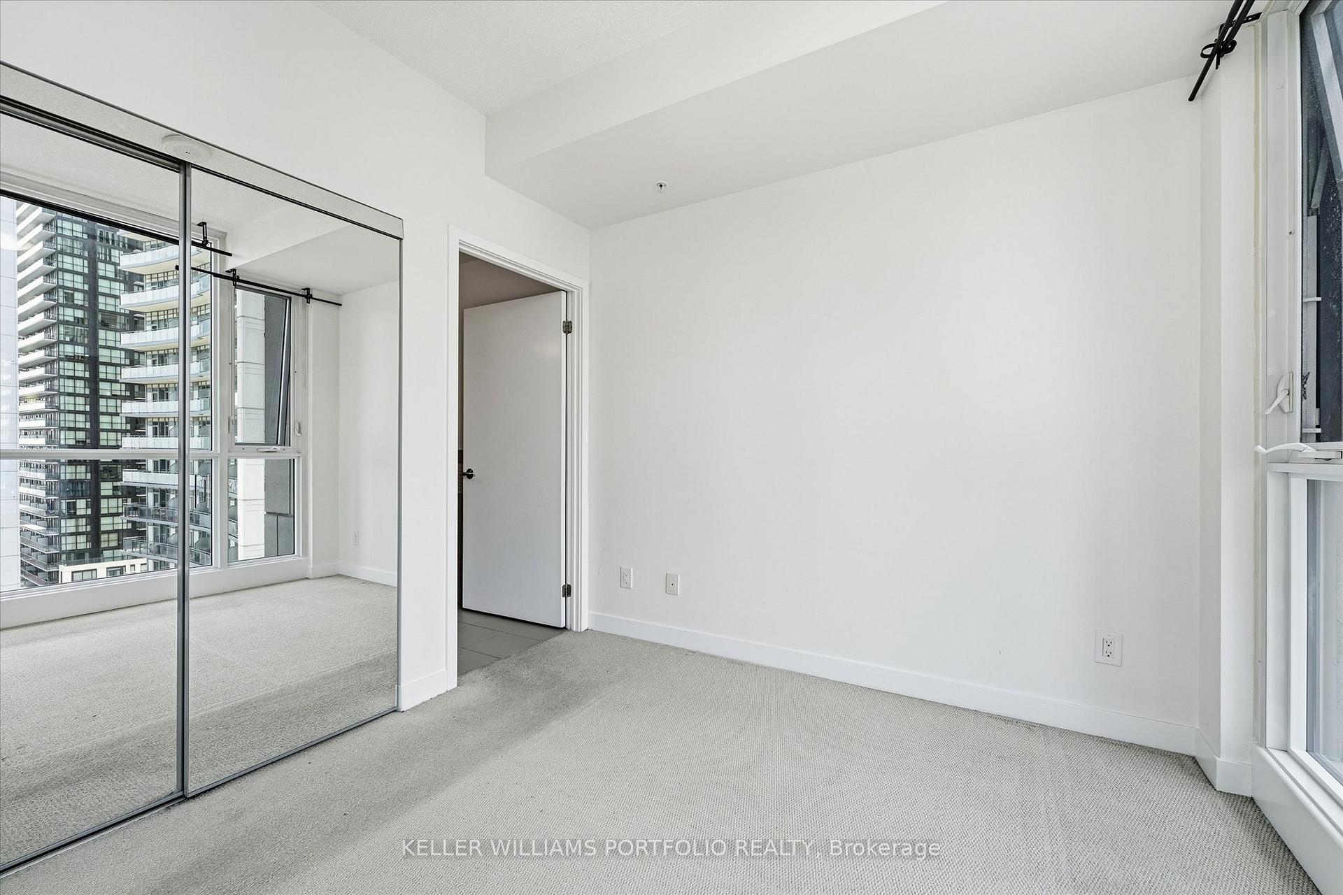 Photo 20 of Unit 2402, 295 Adelaide Street W, Toronto, Waterfront Communities — HOMEH