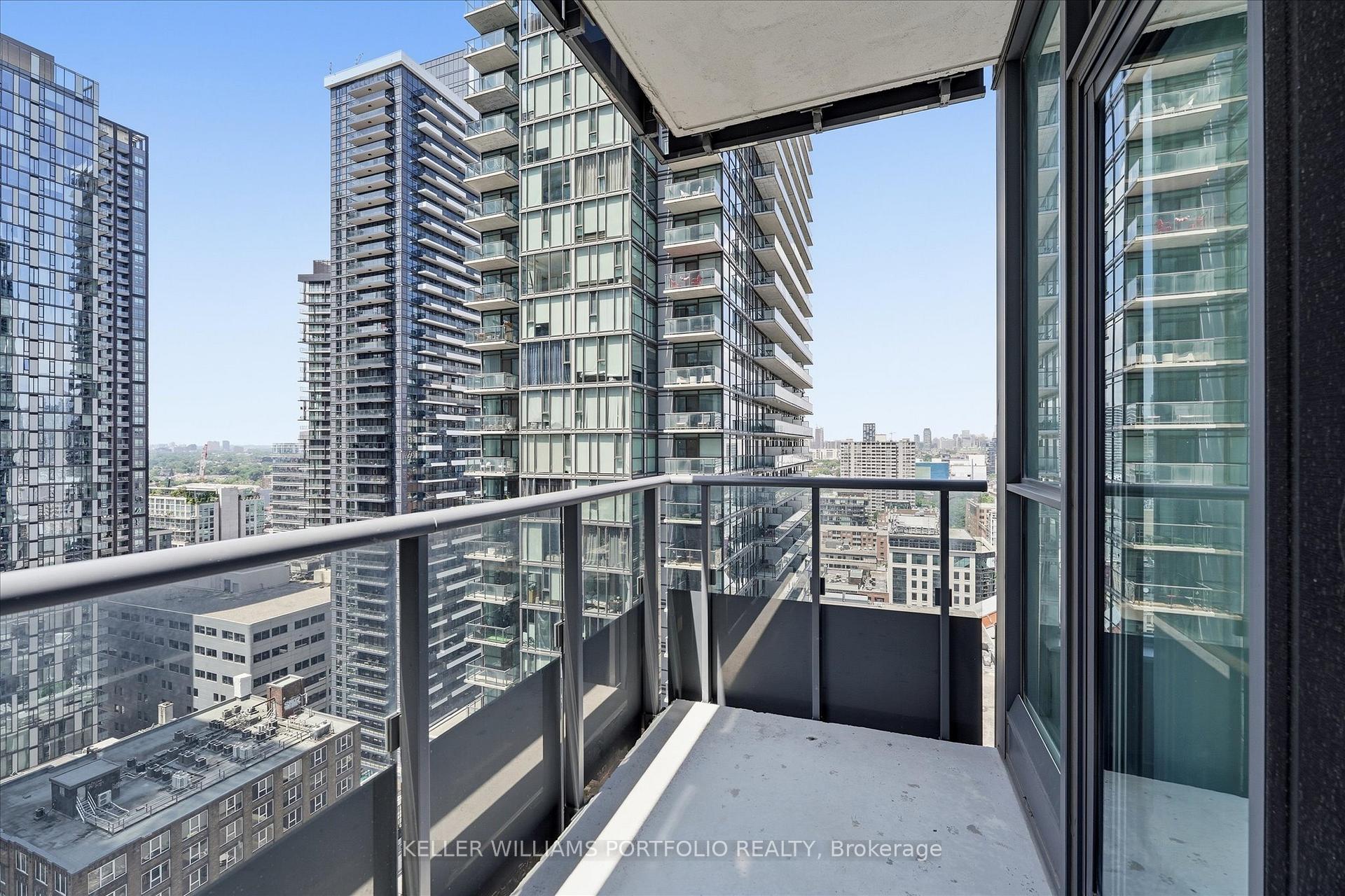 Photo 25 of Unit 2402, 295 Adelaide Street W, Toronto, Waterfront Communities — HOMEH