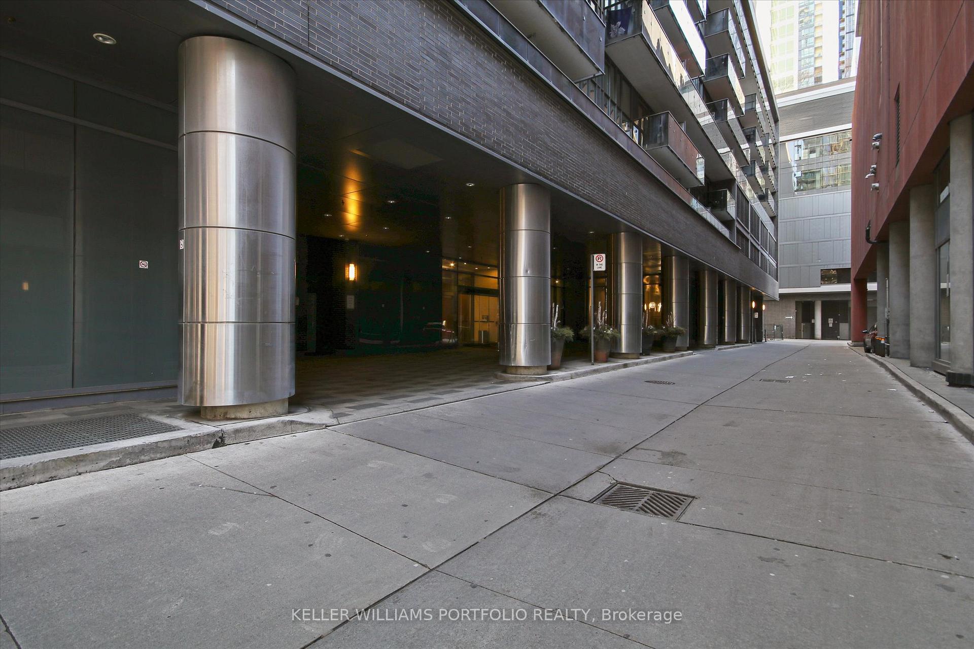 Photo 29 of Unit 2402, 295 Adelaide Street W, Toronto, Waterfront Communities — HOMEH