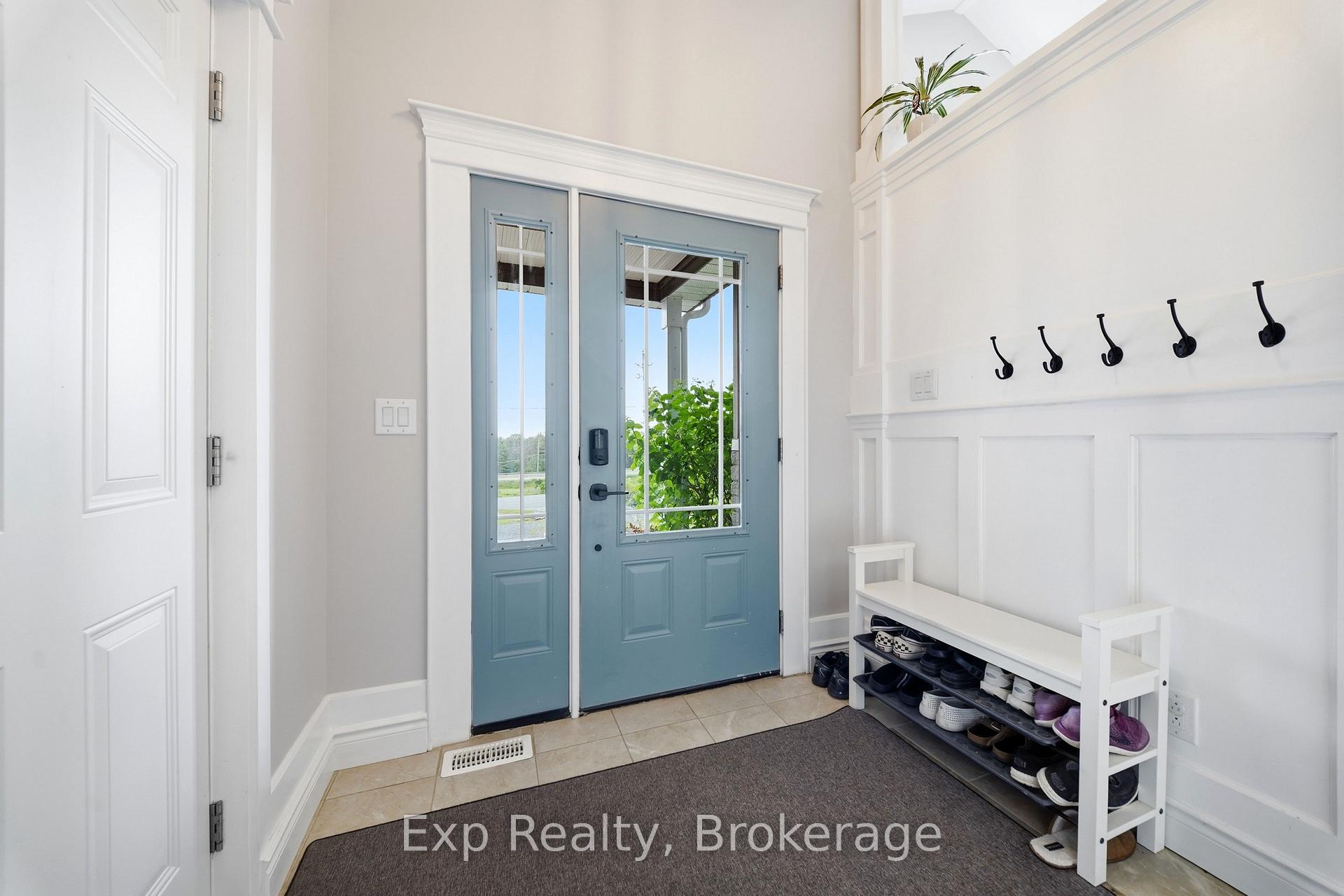 Photo 4 of 818 Palace Road, Greater Napanee, Greater Napanee — HOMEH