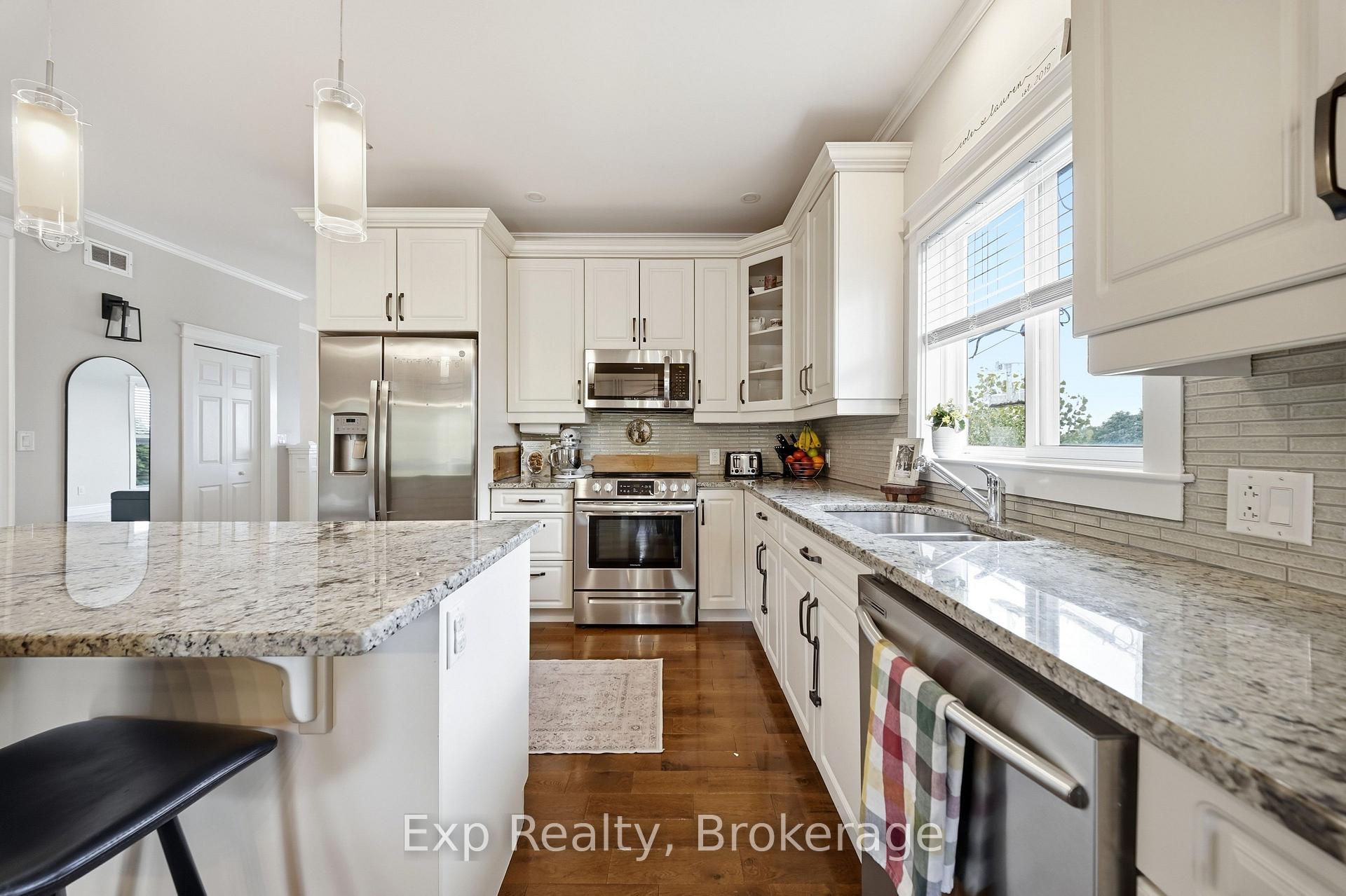 Photo 10 of 818 Palace Road, Greater Napanee, Greater Napanee — HOMEH