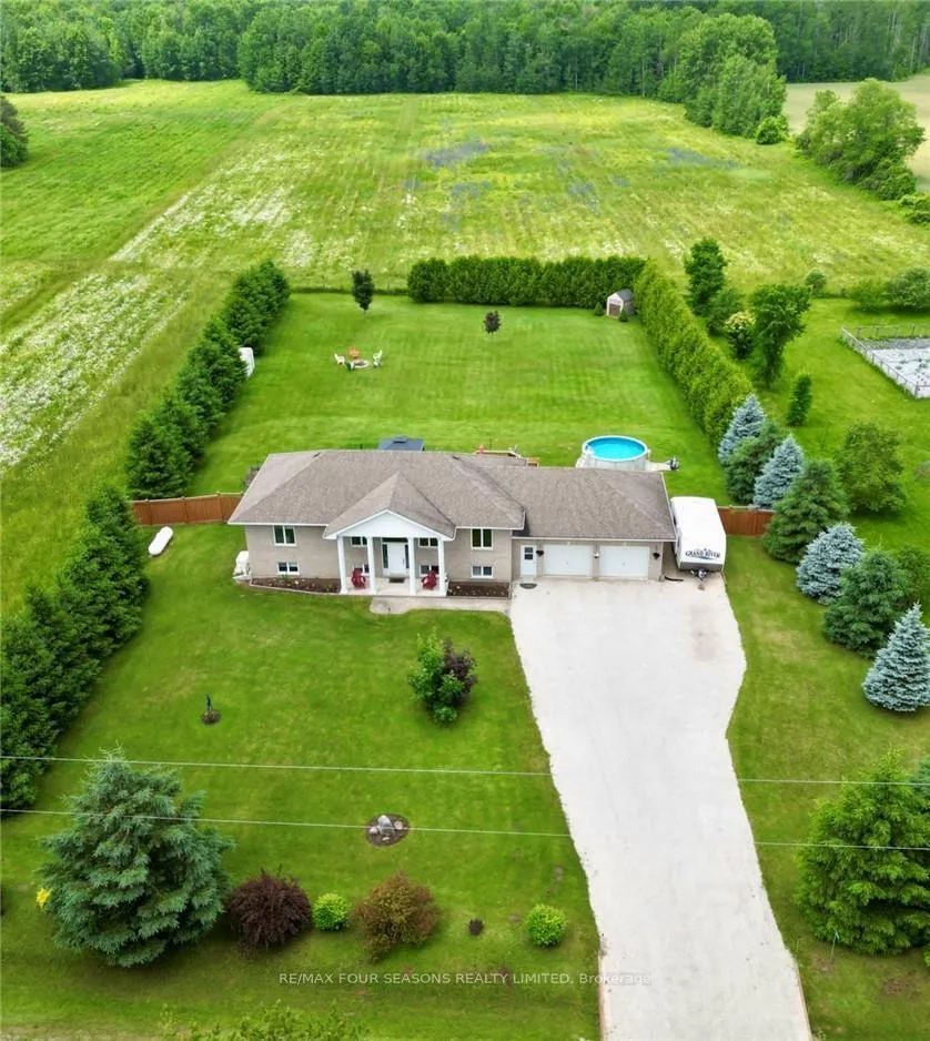 Photo 1 of 3354 3/4 Sunnidale Side Road, Clearview, Rural Clearview — HOMEH