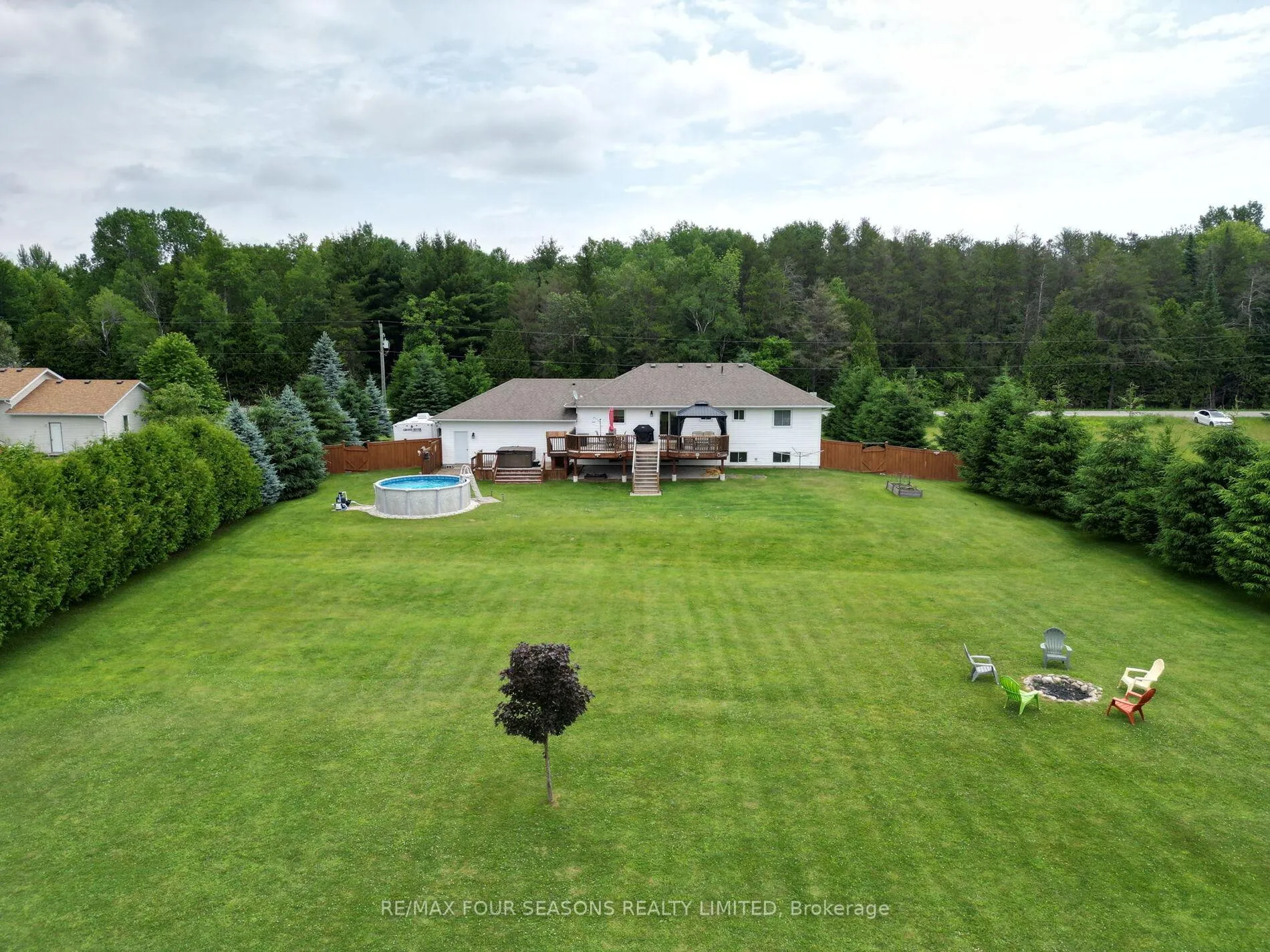 Photo 39 of 3354 3/4 Sunnidale Side Road, Clearview, Rural Clearview — HOMEH