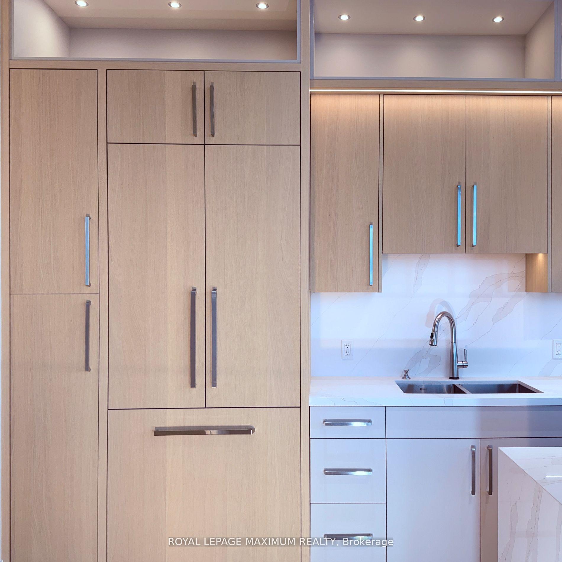 Photo 8 of Unit PH 212, 9000 Jane Street, Vaughan, Vellore Village — HOMEH