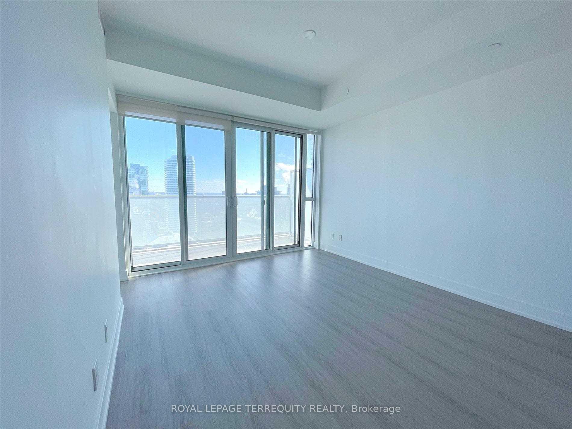 Photo 11 of Unit 3409, 7 Grenville Street, Toronto, Bay Street Corridor — HOMEH