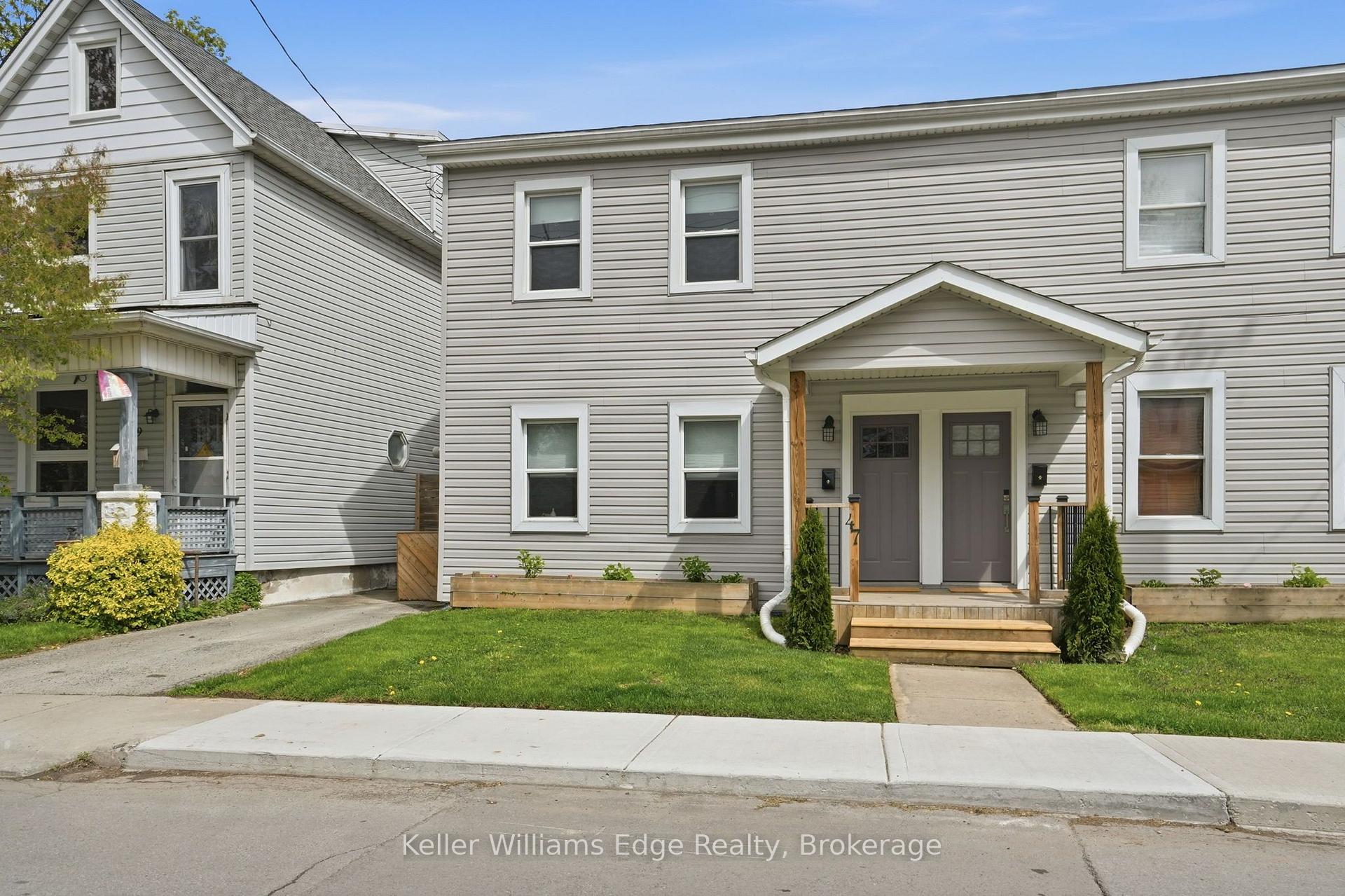 Photo 2 of 47 New Street, Hamilton, Strathcona — HOMEH
