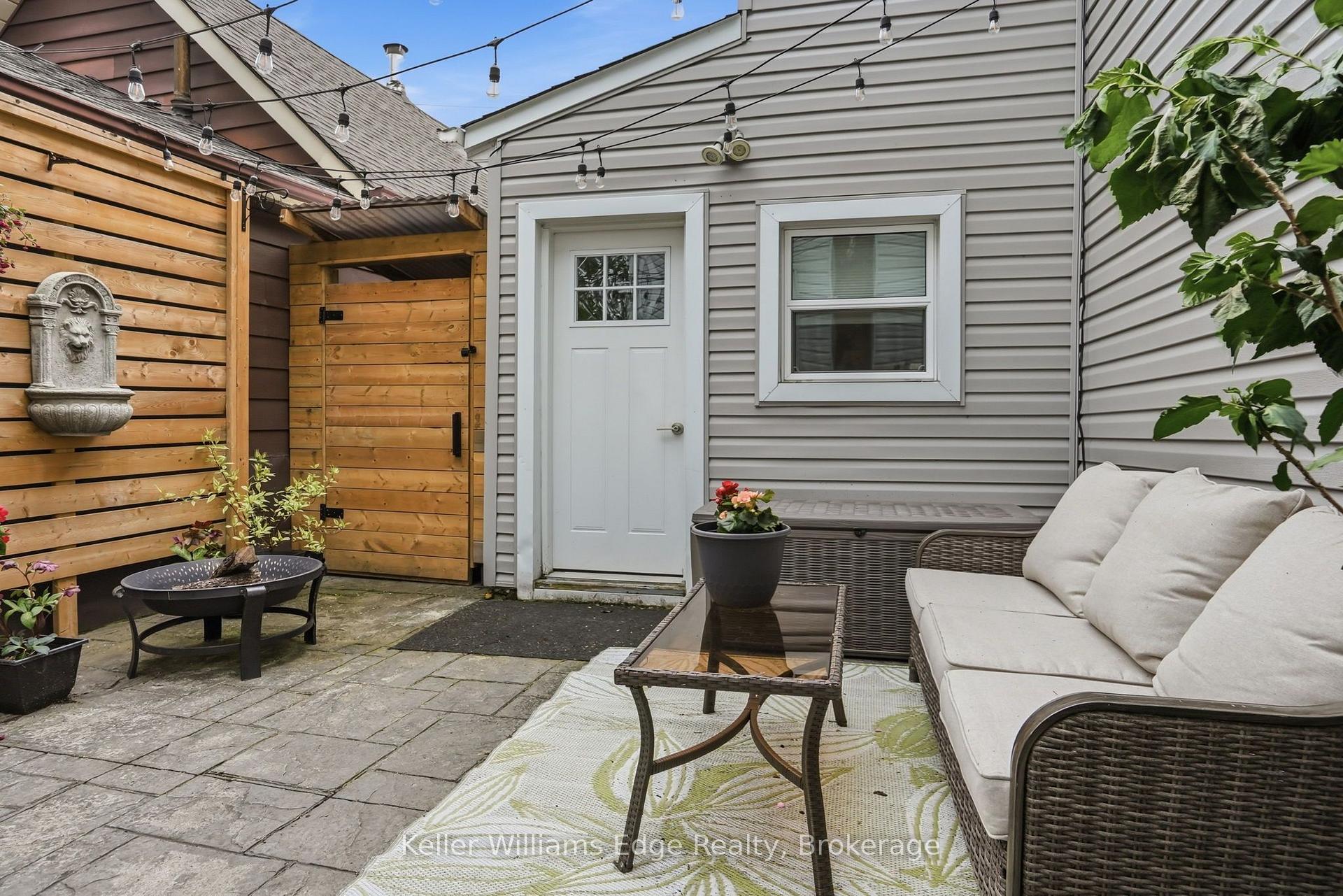 Photo 19 of 47 New Street, Hamilton, Strathcona — HOMEH