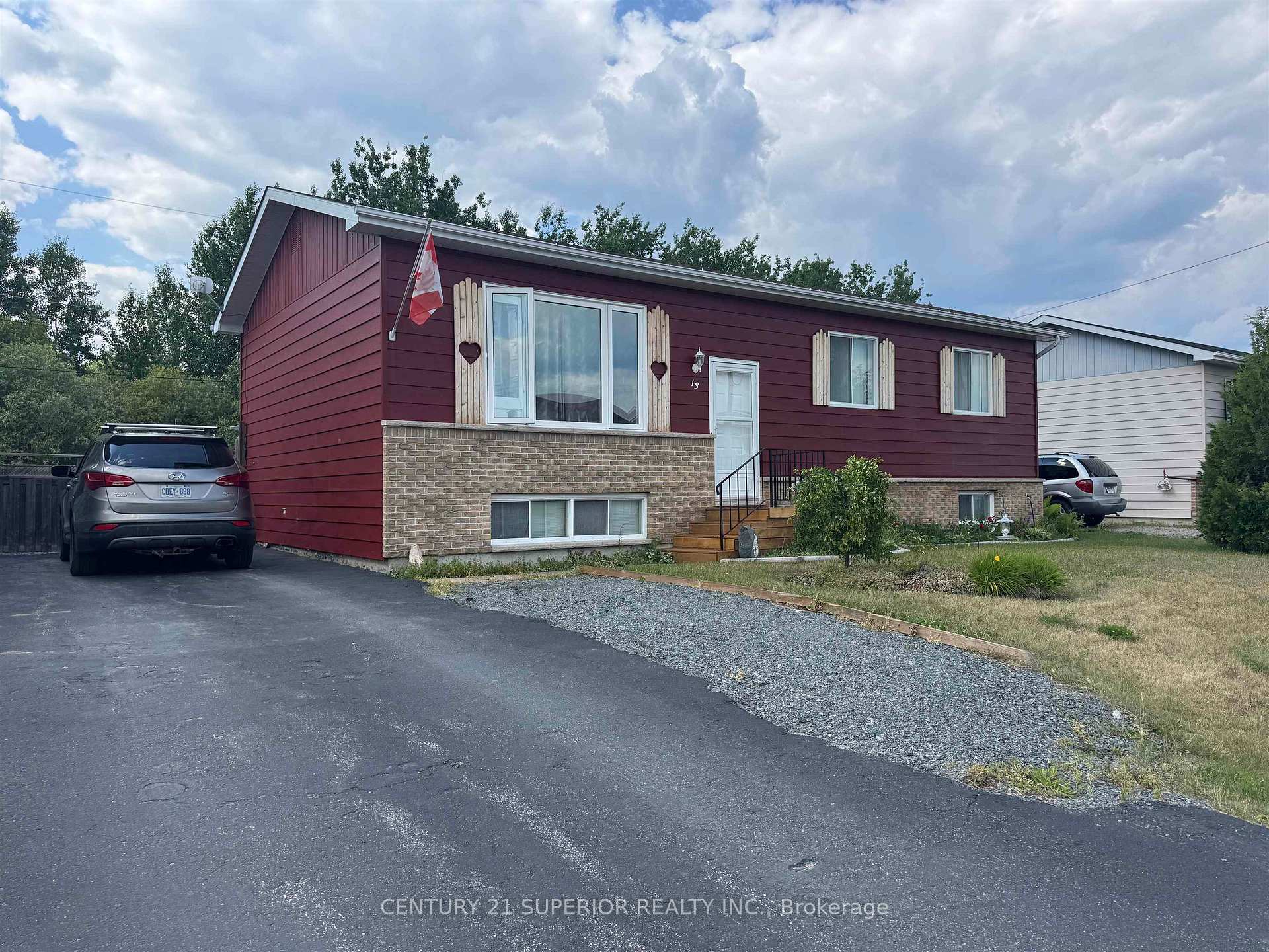 Photo 2 of 13 Moose Drive, Manitouwadge — HOMEH