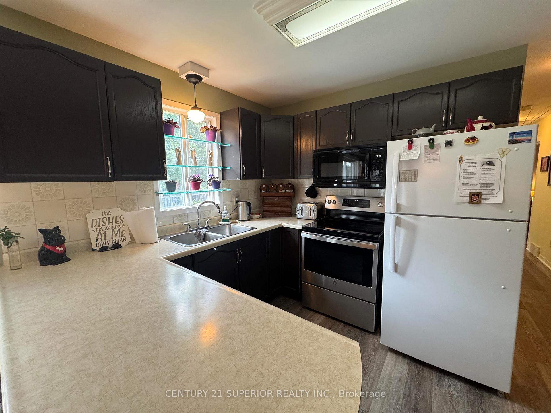 Photo 9 of 13 Moose Drive, Manitouwadge — HOMEH