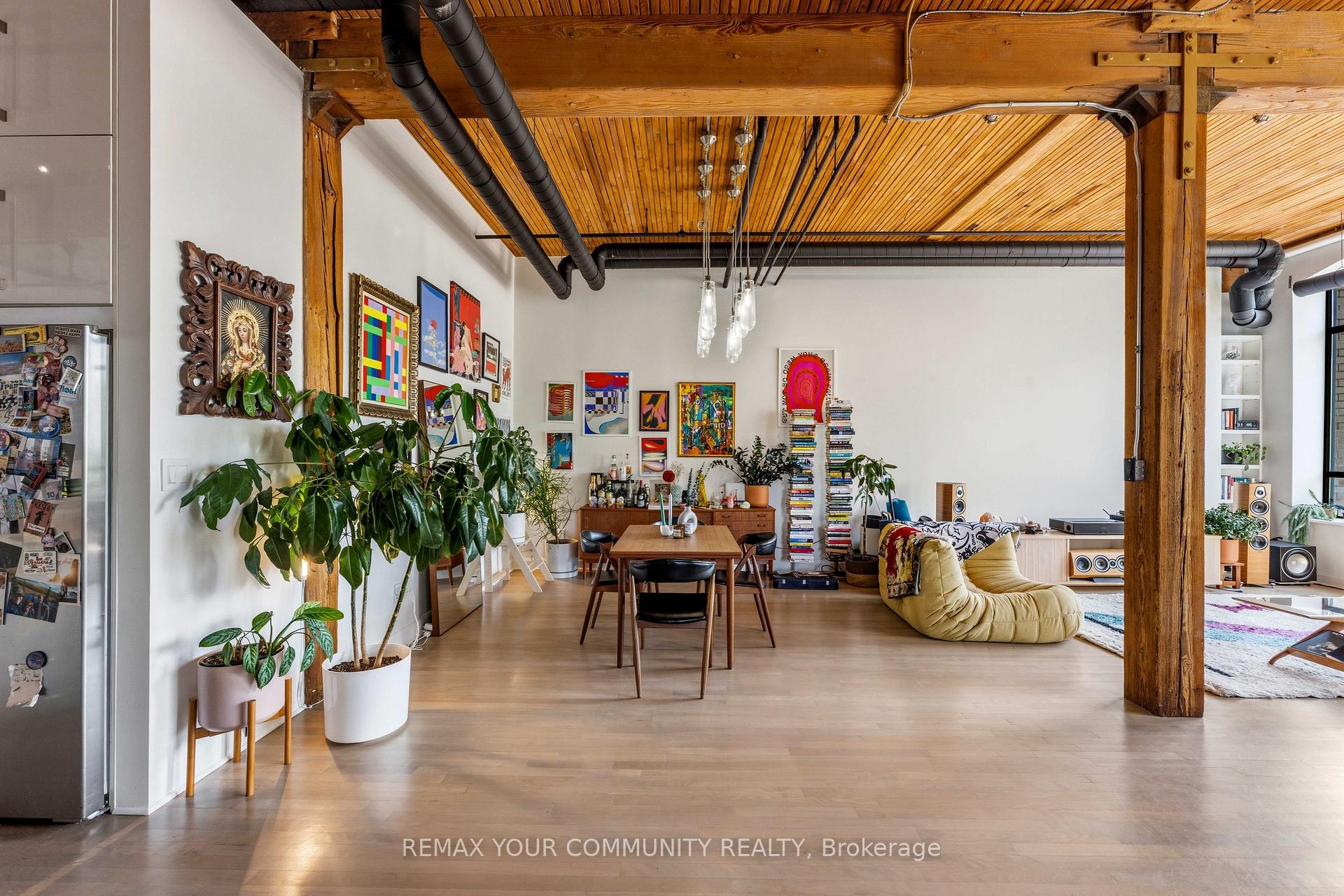 Photo 15 of Unit 301, 993 Queen Street W, Toronto, Trinity-Bellwoods — HOMEH