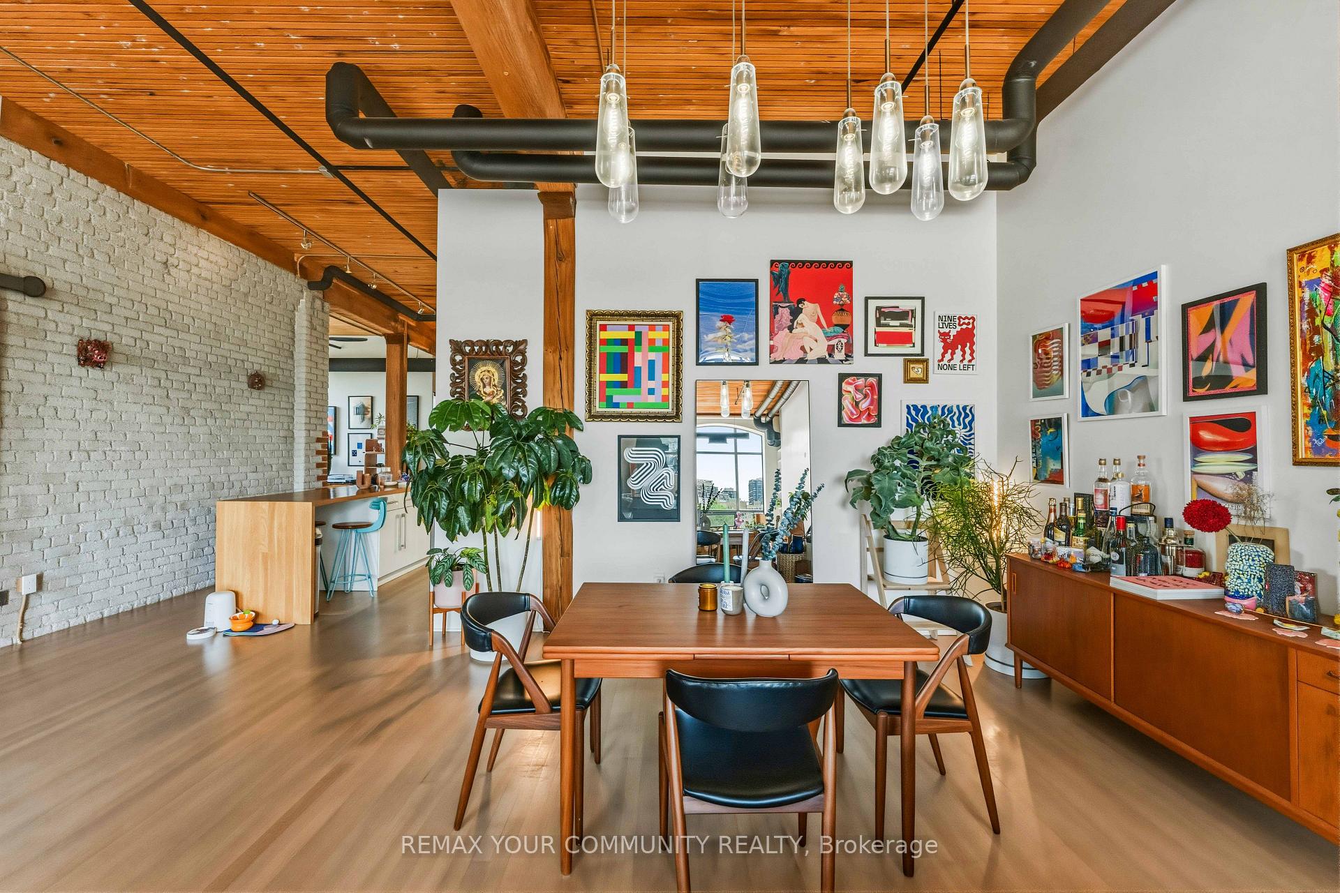 Photo 18 of Unit 301, 993 Queen Street W, Toronto, Trinity-Bellwoods — HOMEH