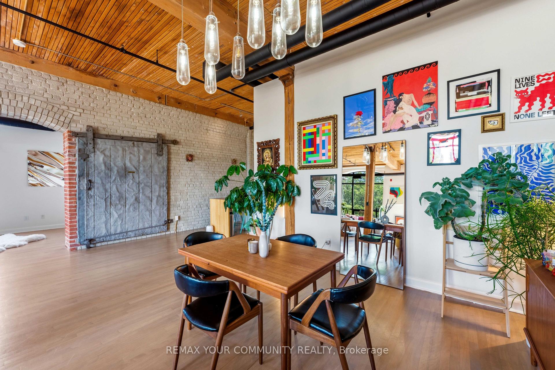 Photo 19 of Unit 301, 993 Queen Street W, Toronto, Trinity-Bellwoods — HOMEH