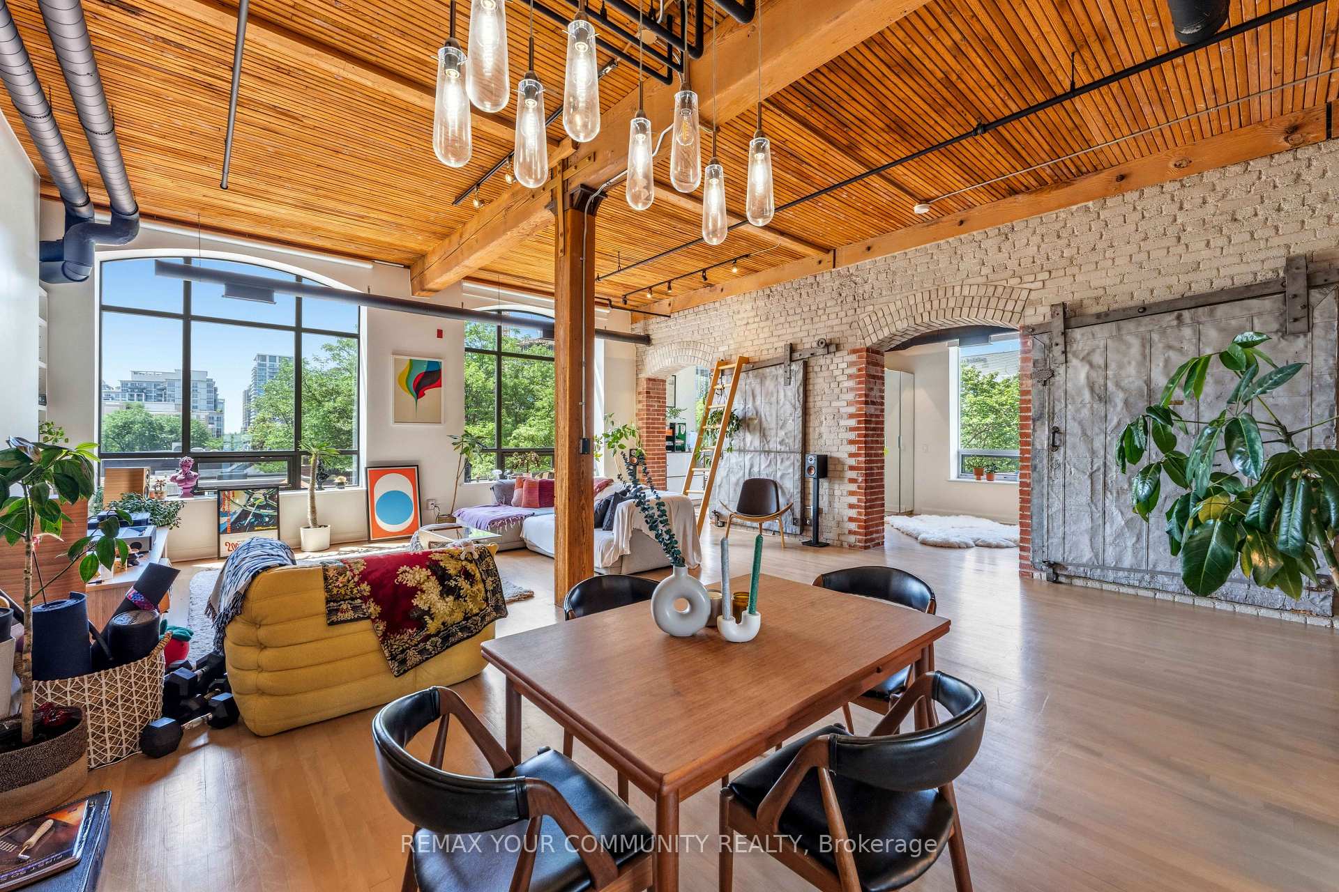 Photo 20 of Unit 301, 993 Queen Street W, Toronto, Trinity-Bellwoods — HOMEH
