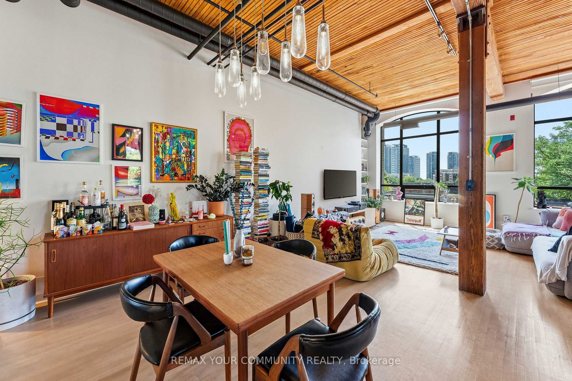 Photo 22 of Unit 301, 993 Queen Street W, Toronto, Trinity-Bellwoods — HOMEH
