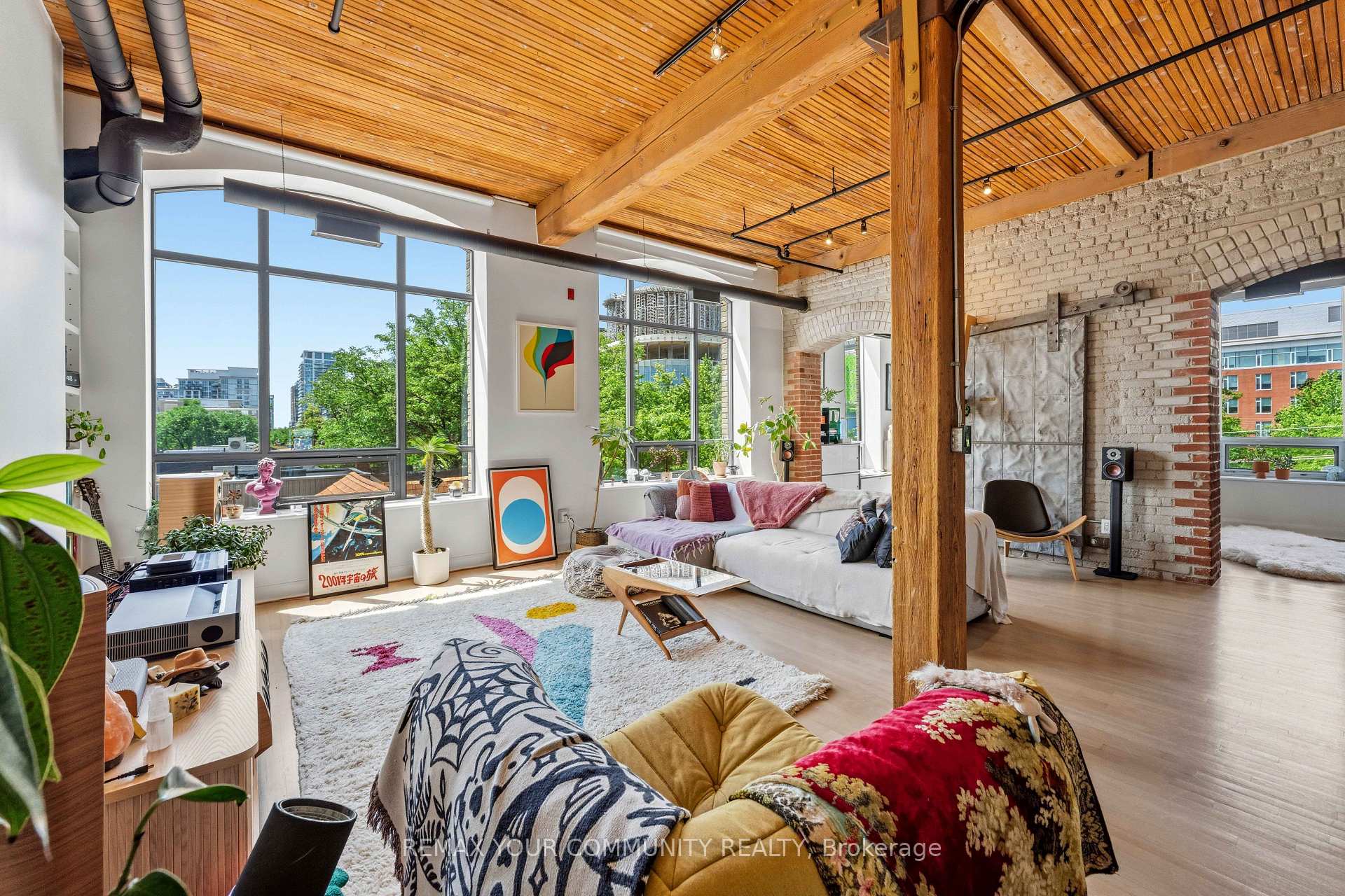 Photo 23 of Unit 301, 993 Queen Street W, Toronto, Trinity-Bellwoods — HOMEH
