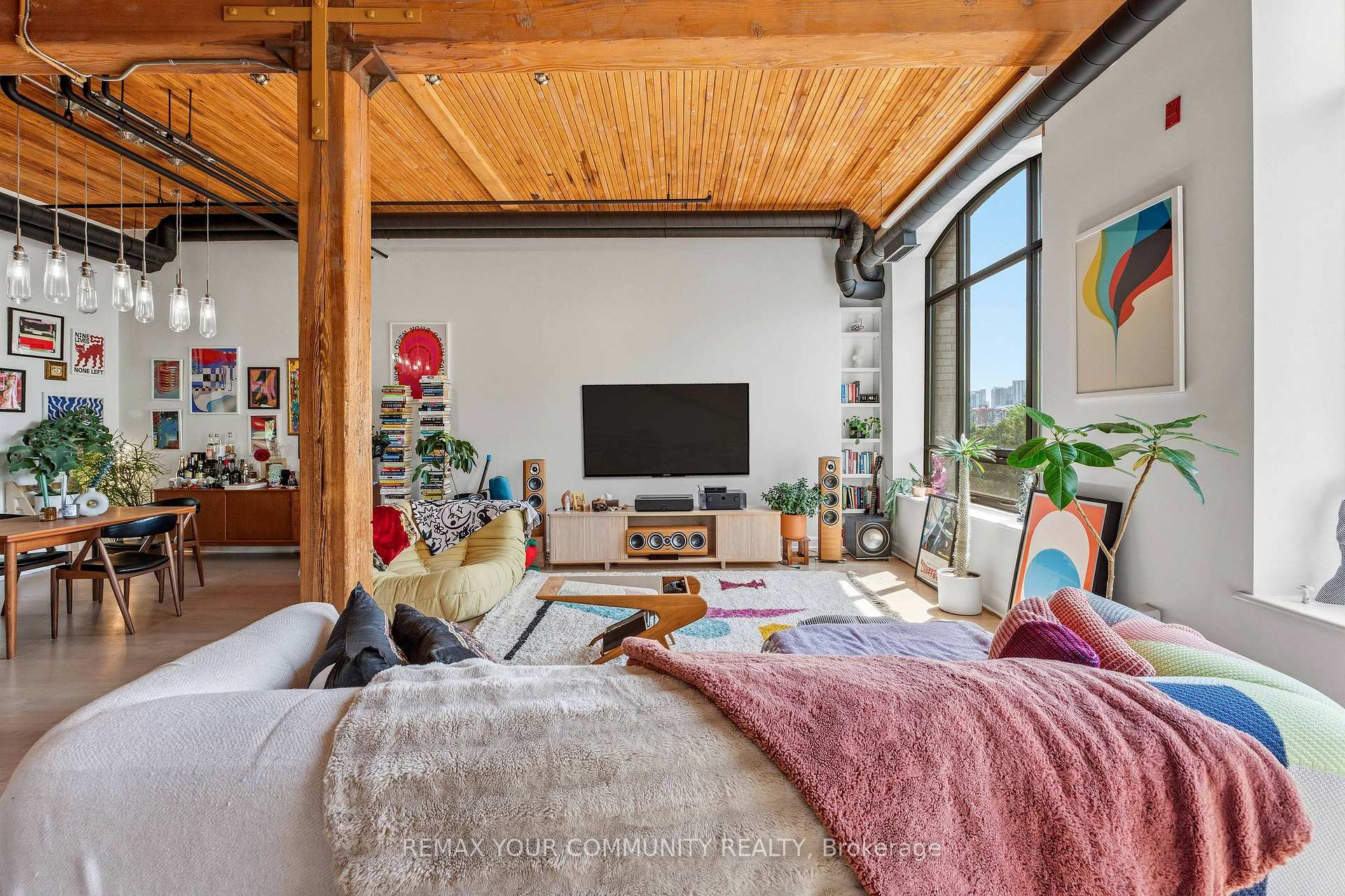 Photo 25 of Unit 301, 993 Queen Street W, Toronto, Trinity-Bellwoods — HOMEH