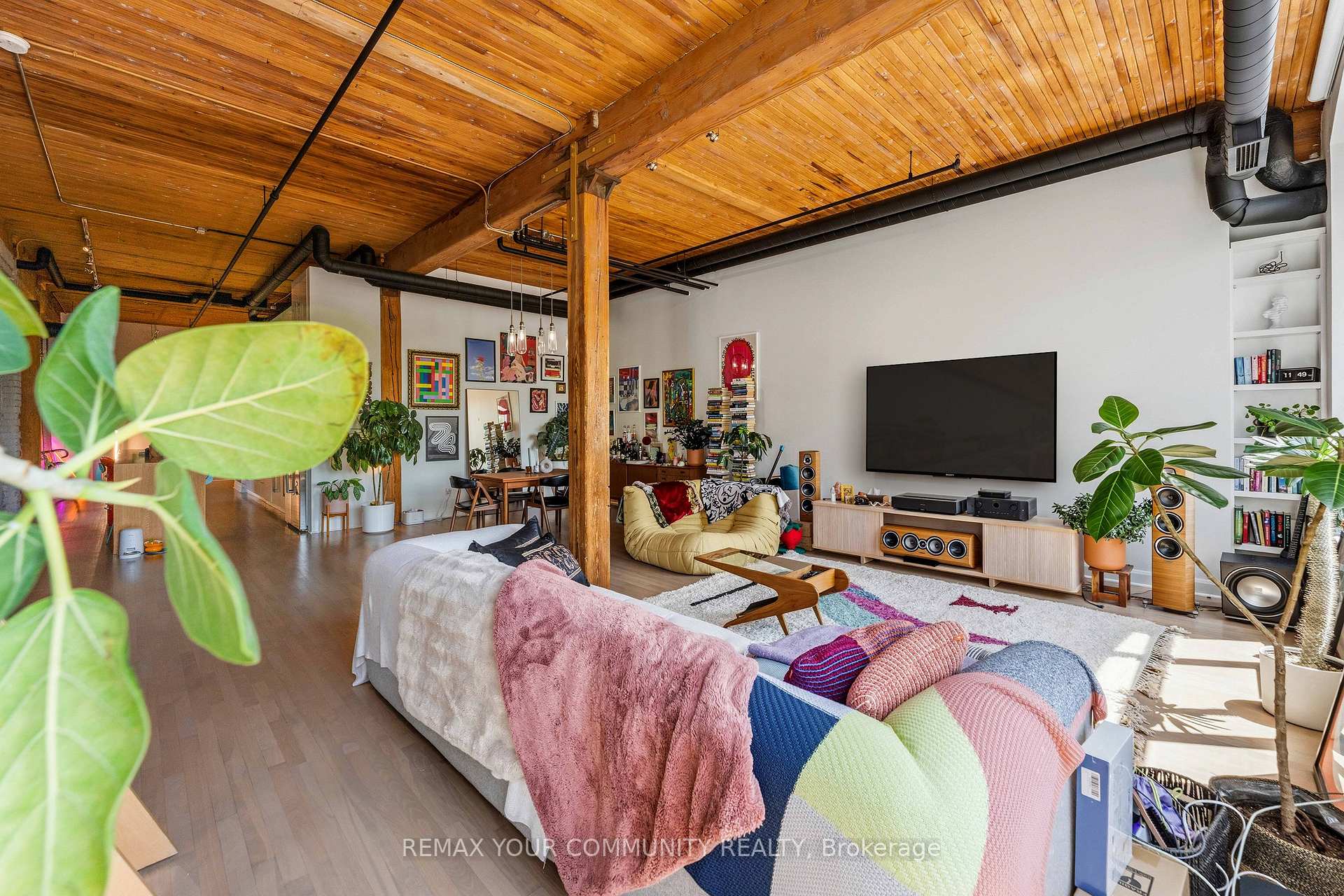 Photo 26 of Unit 301, 993 Queen Street W, Toronto, Trinity-Bellwoods — HOMEH