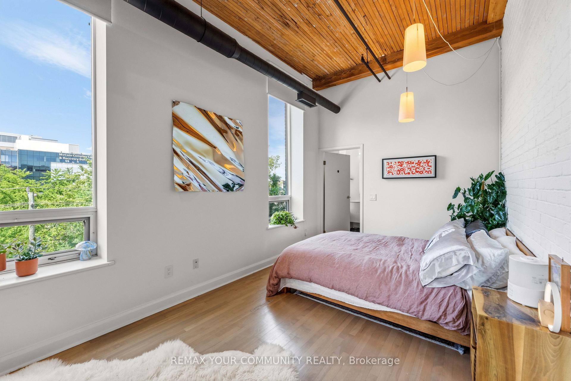 Photo 29 of Unit 301, 993 Queen Street W, Toronto, Trinity-Bellwoods — HOMEH